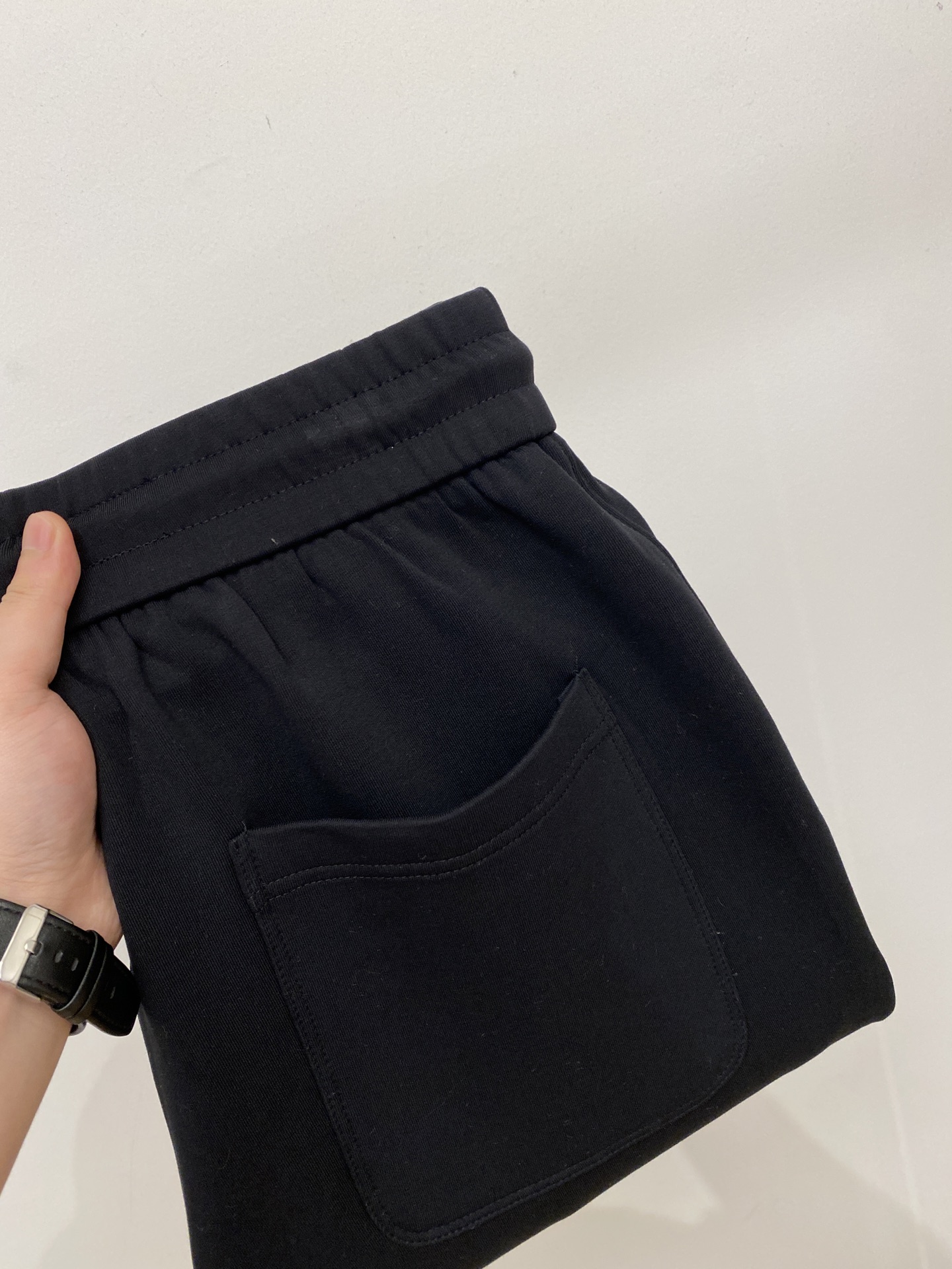 罗意威、2026爆款休闲裤 高弹显瘦必爆简约百搭爆款，做工精细，每一针都看得到用心，超多明星网红最爱 拉