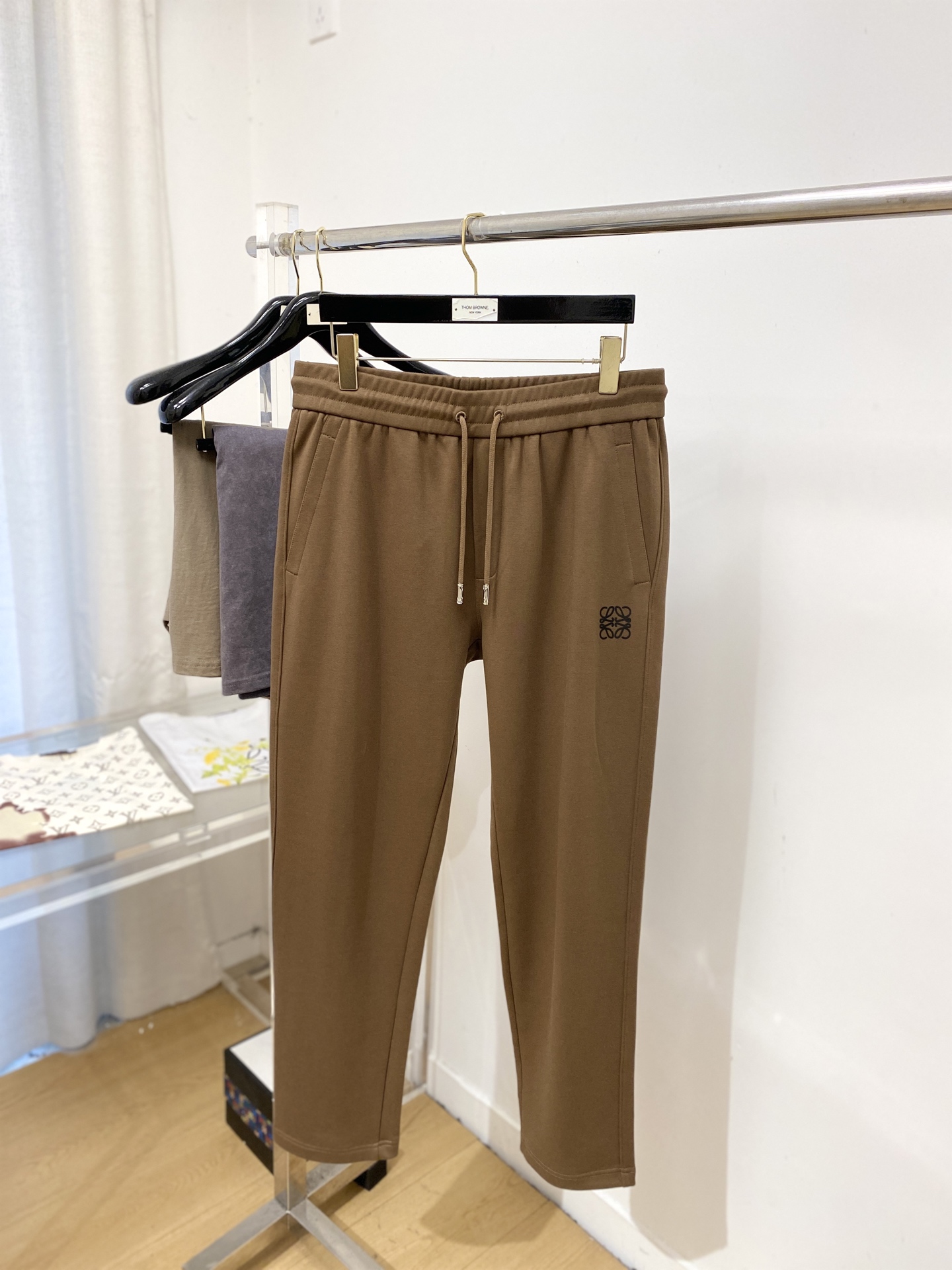 罗意威、2026爆款休闲裤 高弹显瘦必爆简约百搭爆款，做工精细，每一针都看得到用心，超多明星网红最爱 拉