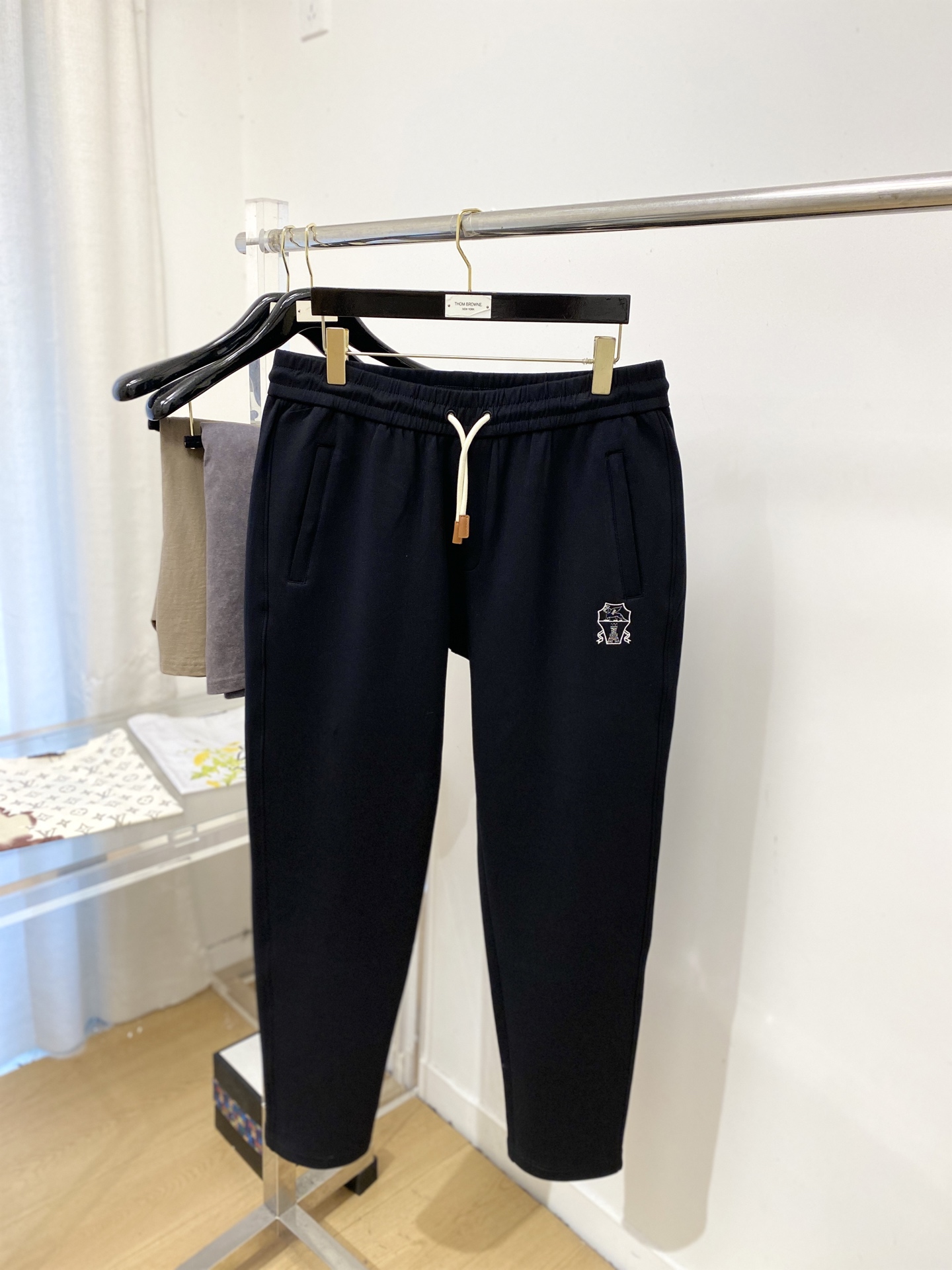 Brunello Cucinelli、2026爆款休闲裤 高弹显瘦必爆简约百搭爆款，做工精细，每一针都看