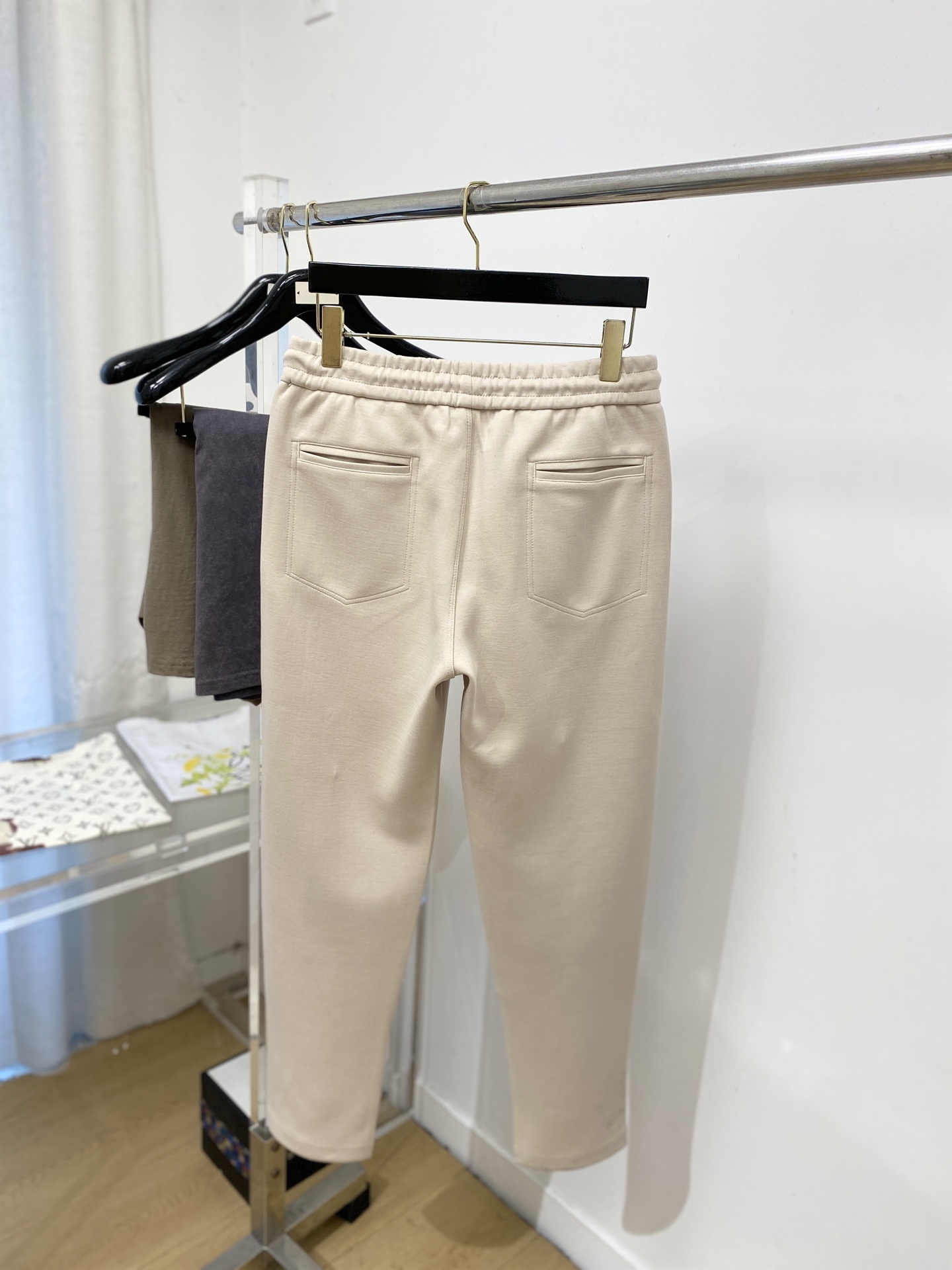 Brunello Cucinelli、2026爆款休闲裤 高弹显瘦必爆简约百搭爆款，做工精细，每一针都看