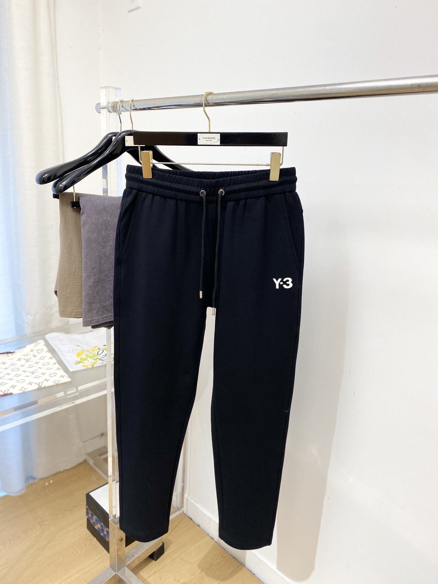Y-3、2026爆款休闲裤 高弹显瘦必爆简约百搭爆款，做工精细，每一针都看得到用心，超多明星网红最爱 拉