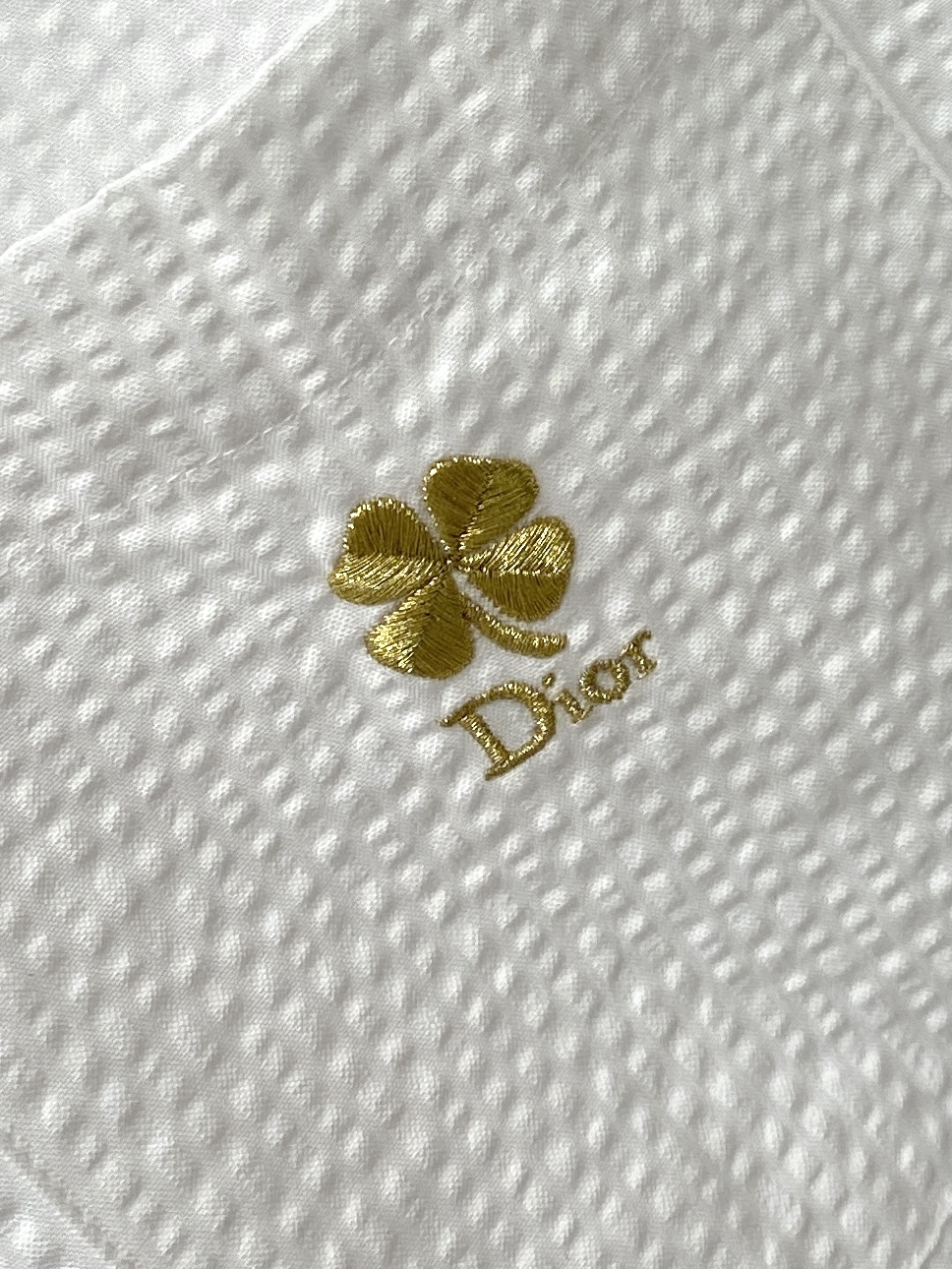 迪奥、2026新品衬衫，时尚帅气，简约百搭款，定制原版面料，不仅挺括，保持潮流的廓形，又穿着舒适，纱织更