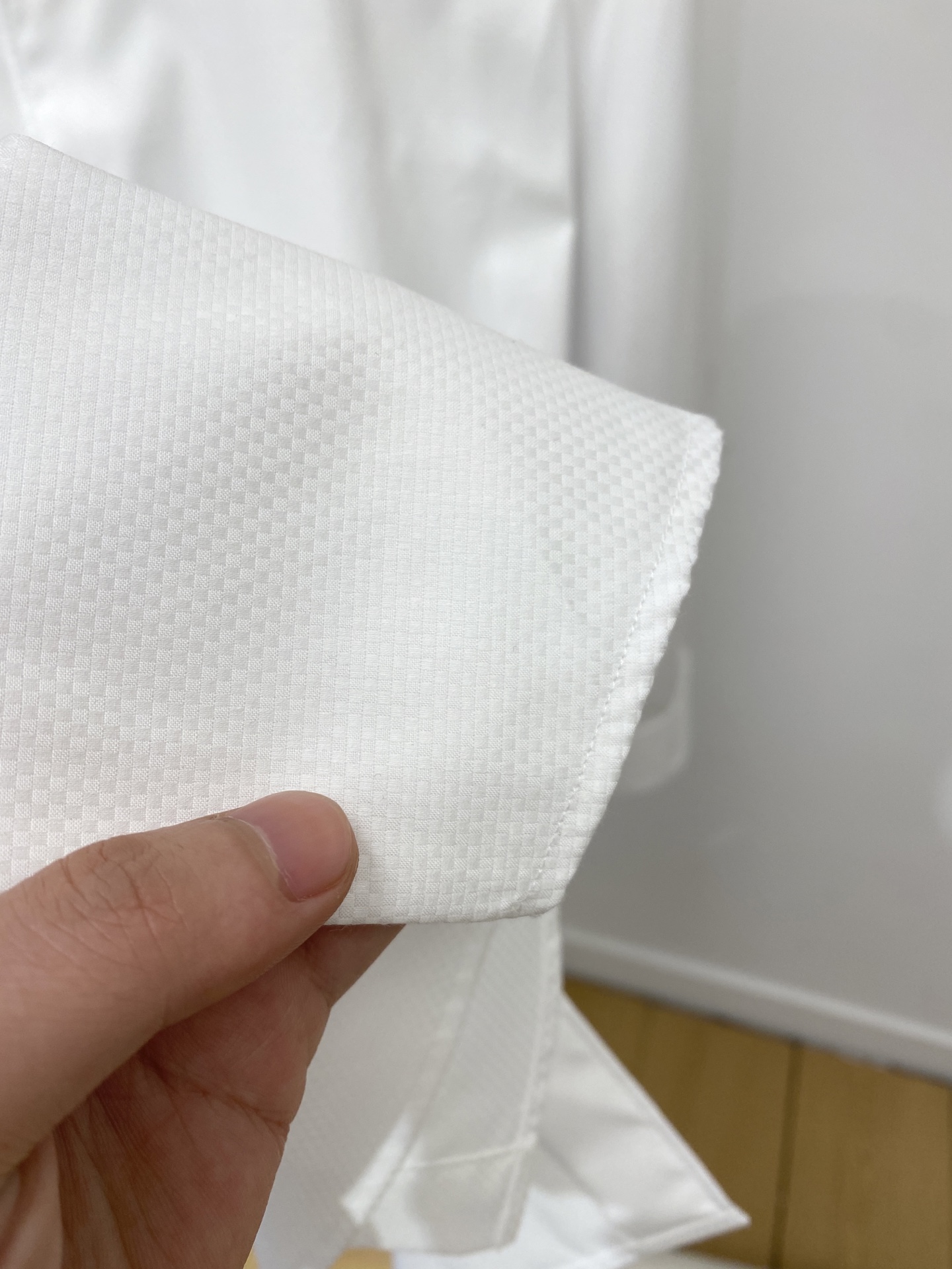 杰尼亚、2026新品衬衫，时尚帅气，简约百搭款，定制原版面料，不仅挺括，保持潮流的廓形，又穿着舒适，纱织