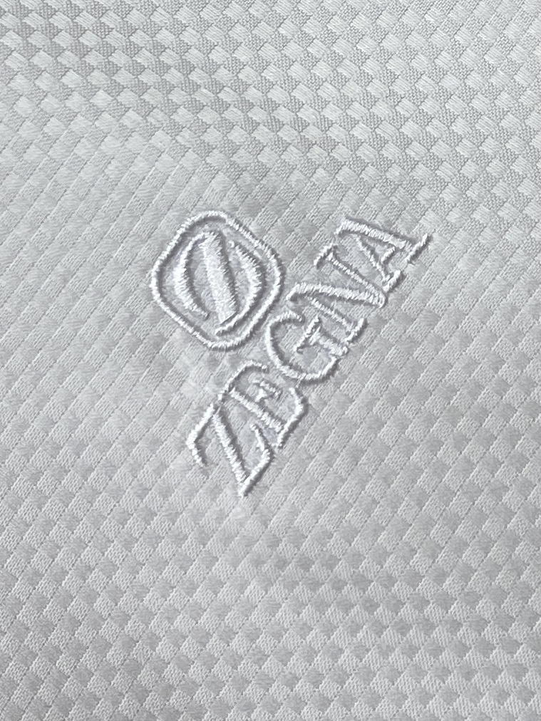 杰尼亚、2026新品衬衫，时尚帅气，简约百搭款，定制原版面料，不仅挺括，保持潮流的廓形，又穿着舒适，纱织