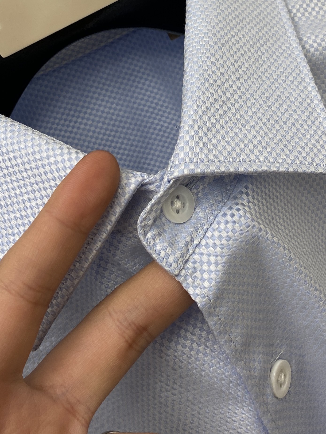 杰尼亚、2026新品衬衫，时尚帅气，简约百搭款，定制原版面料，不仅挺括，保持潮流的廓形，又穿着舒适，纱织