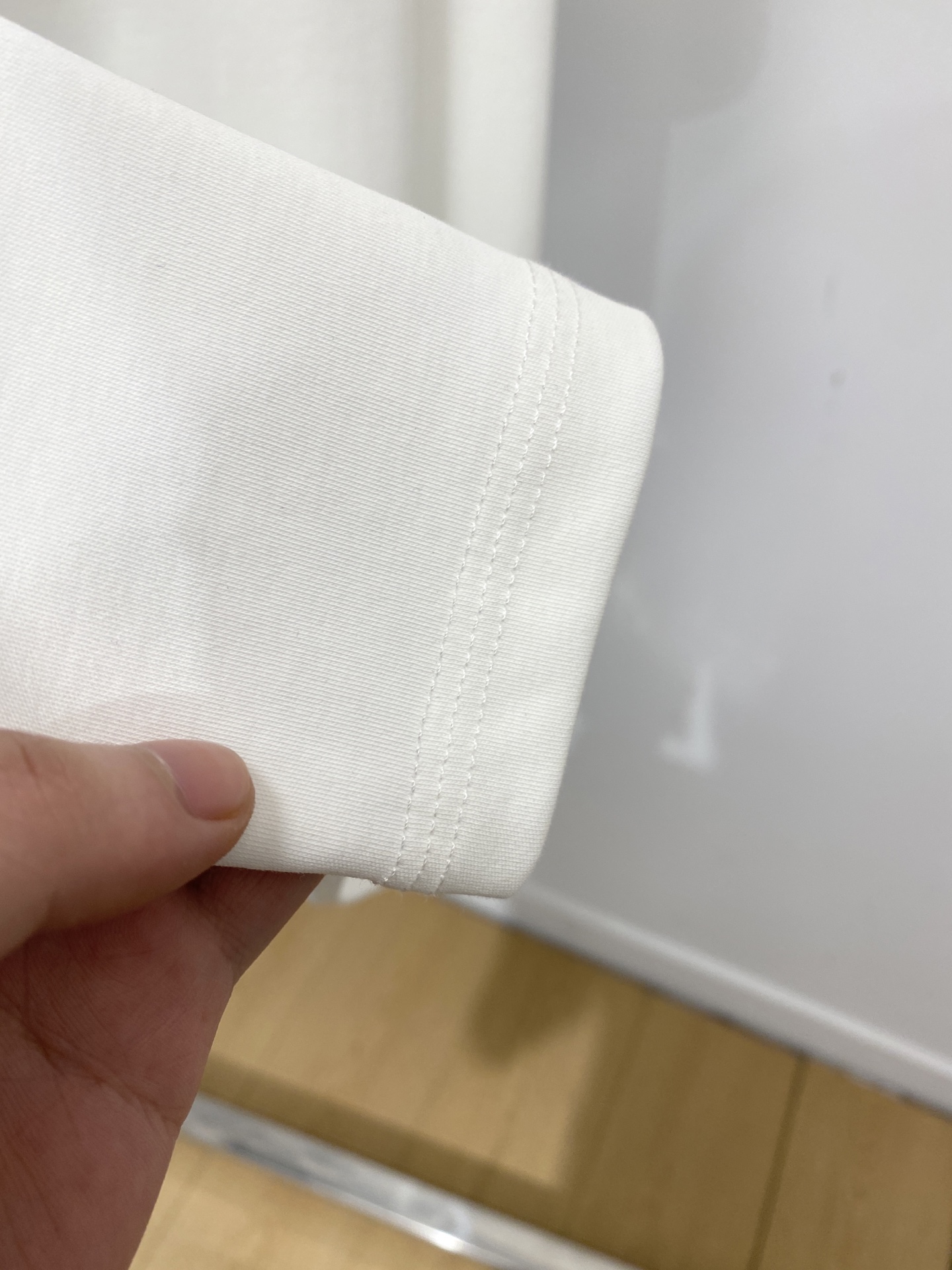 爱马仕、2026新品短袖T恤，帅气时尚，胸前顶级印花图案logo，简约百搭款。面料棉 不仅挺括，保持潮流