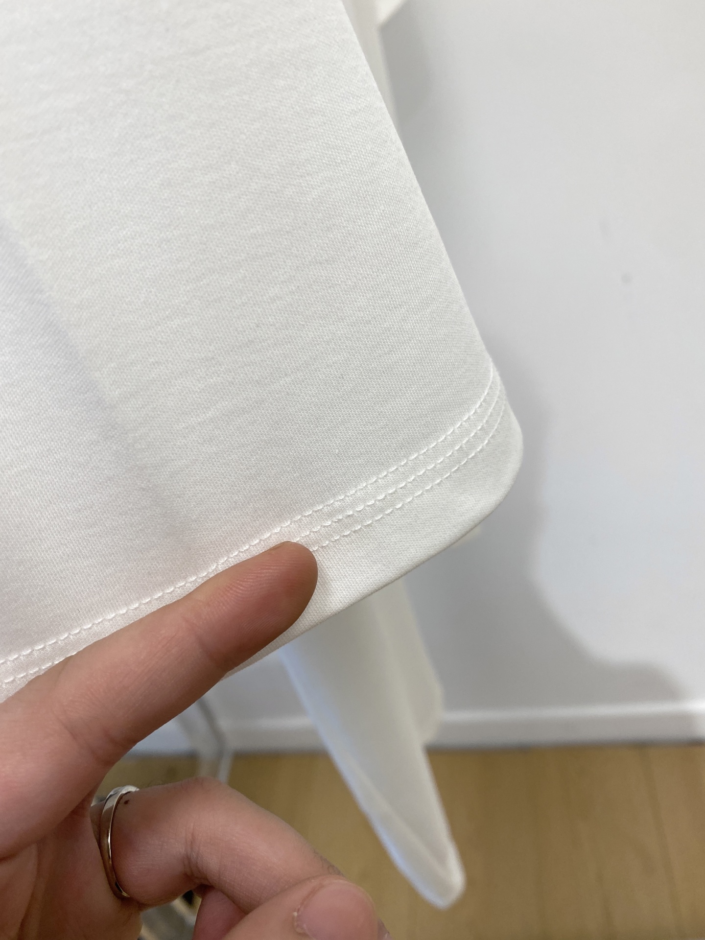 爱马仕、2026新品短袖T恤，帅气时尚，胸前顶级印花图案logo，简约百搭款。面料棉 不仅挺括，保持潮流