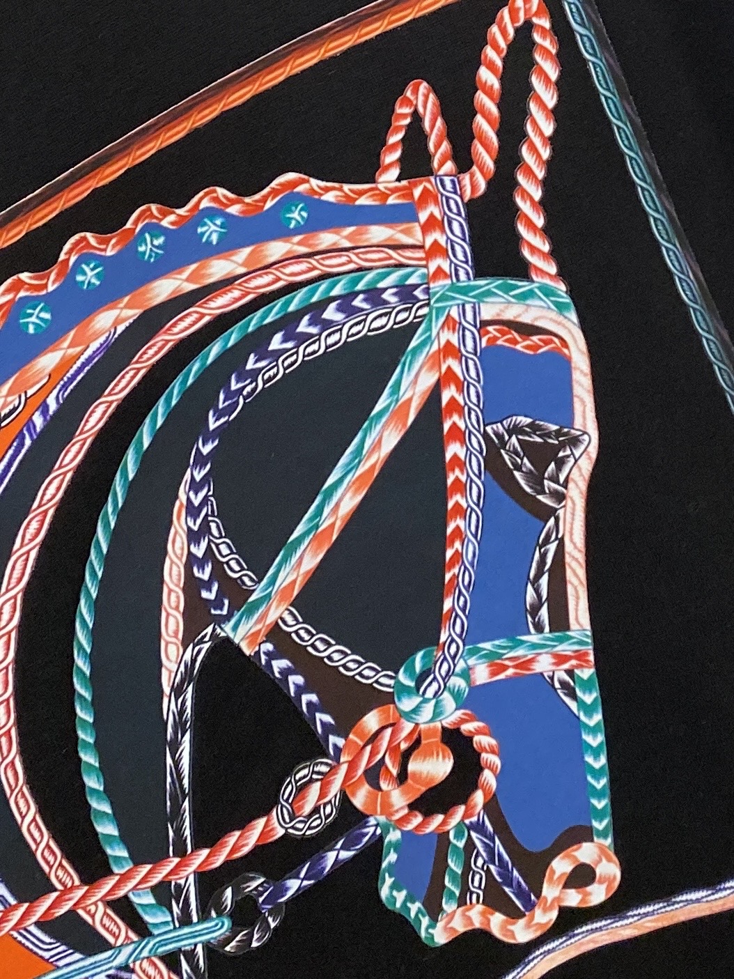 爱马仕、2026新品短袖T恤，帅气时尚，胸前顶级印花图案logo，简约百搭款。面料棉 不仅挺括，保持潮流