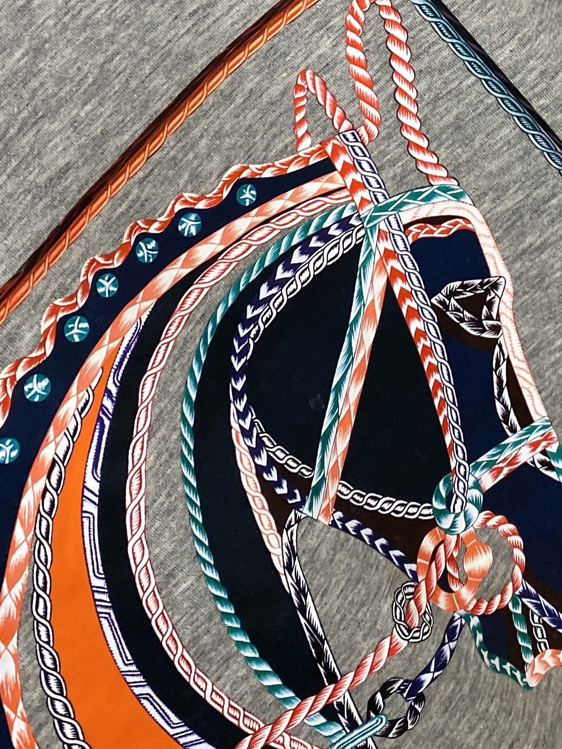 爱马仕、2026新品短袖T恤，帅气时尚，胸前顶级印花图案logo，简约百搭款。面料棉 不仅挺括，保持潮流