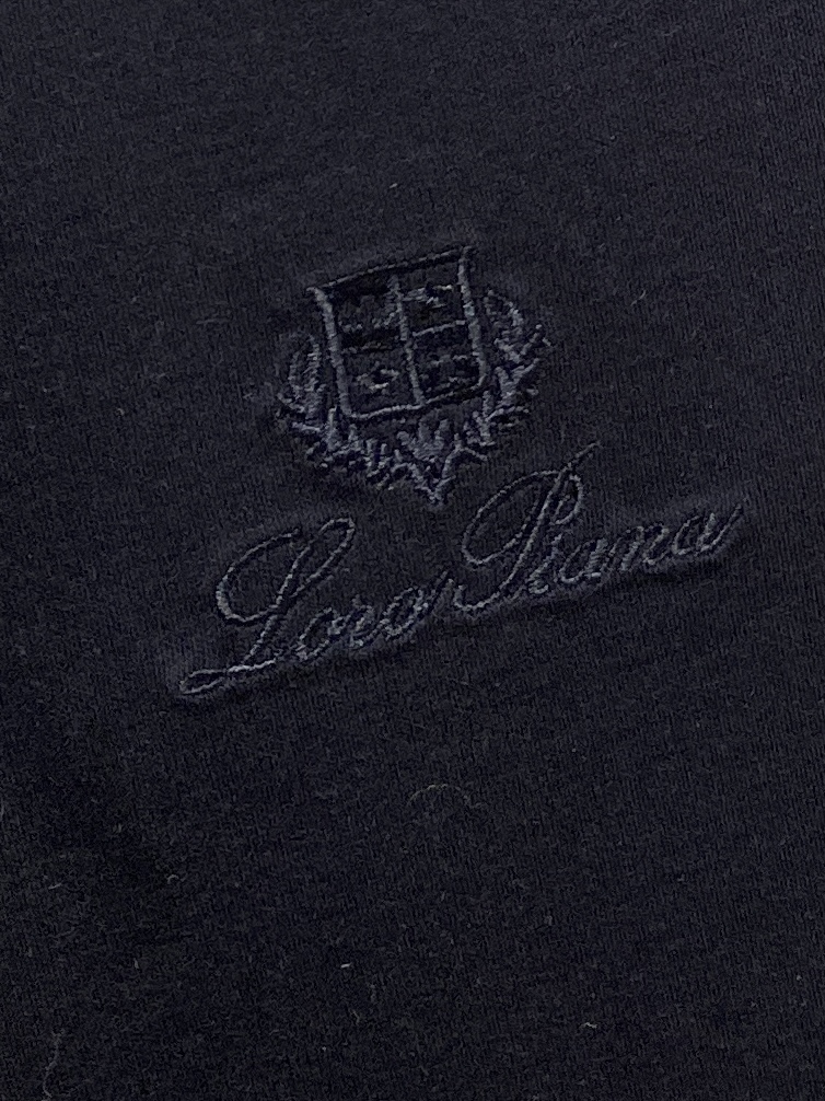 loro Piana、2026新品短袖T恤，帅气时尚，胸前精致刺绣字母图案logo，简约百搭款。面料棉 
