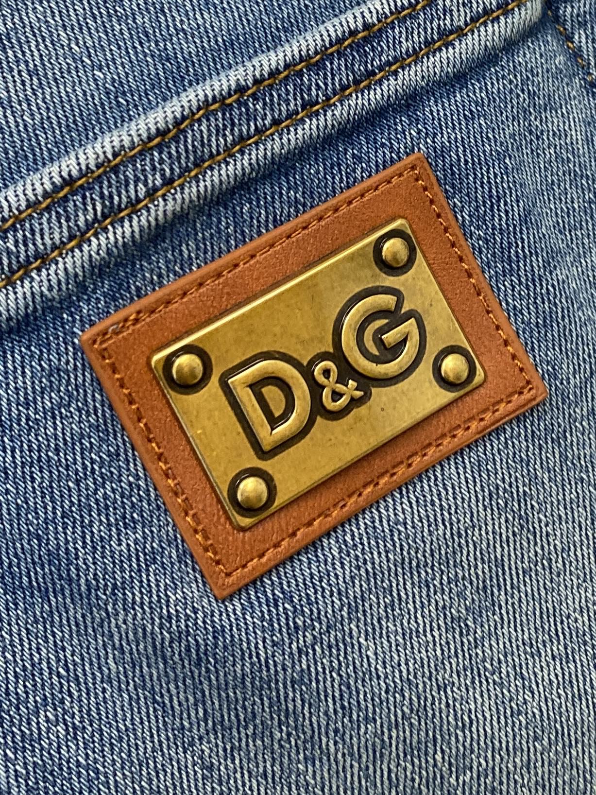 DG、2026最新品，专柜同步有售，原单狠货，水洗休闲牛仔裤，进口原版水洗弹力面料，舒适有弹性，原版五金