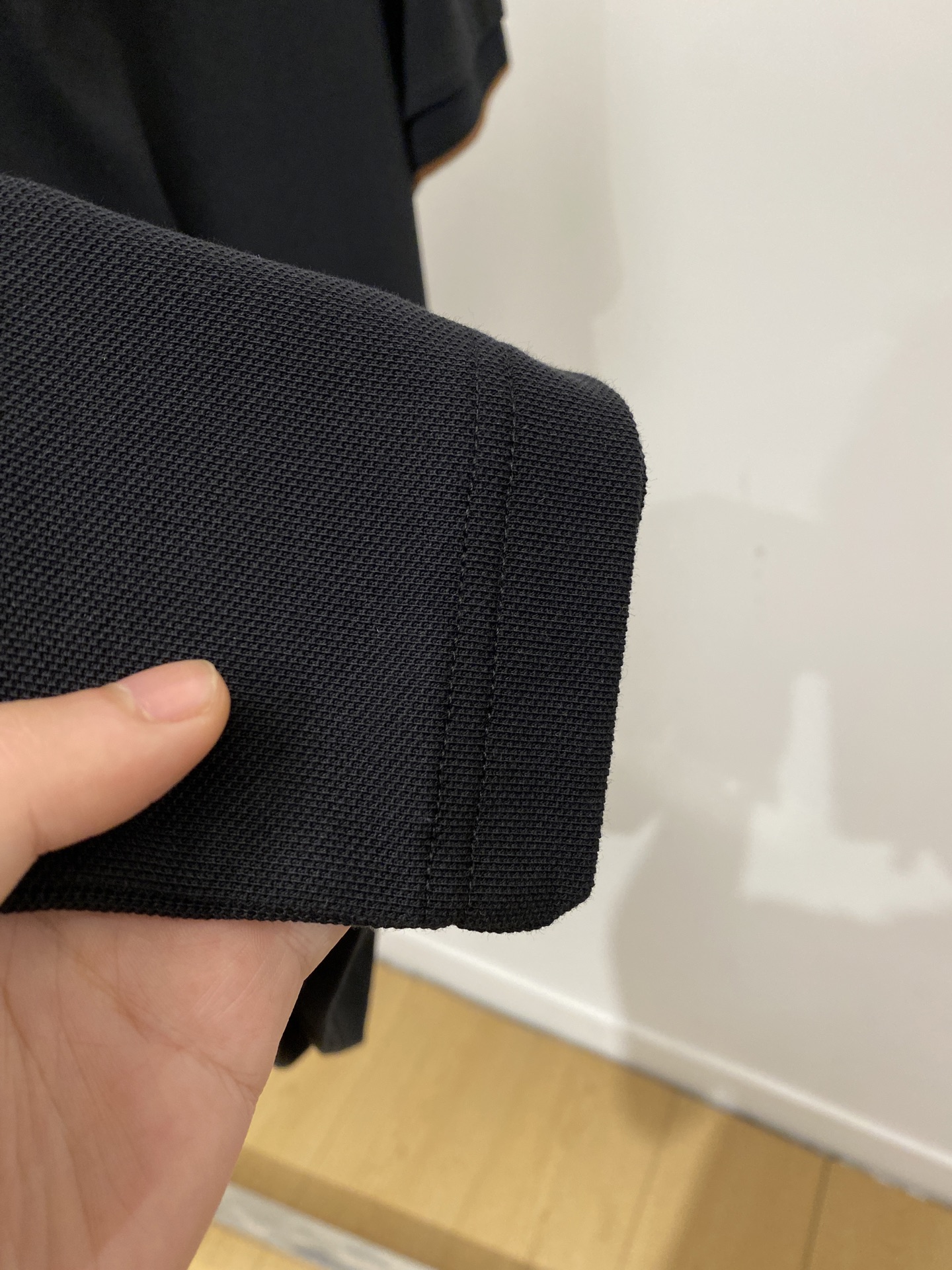 杰尼亚、2026新品短袖T恤，帅气时尚，简约百搭款。胸前精致刺绣字母logo，面料棉 不仅挺括，保持潮流