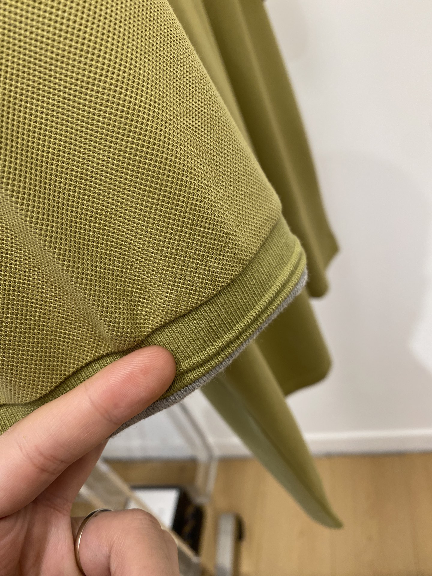 Brunello Cucinelli、2026新品短袖T恤，帅气时尚，简约百搭款。胸前精致刺绣图案log