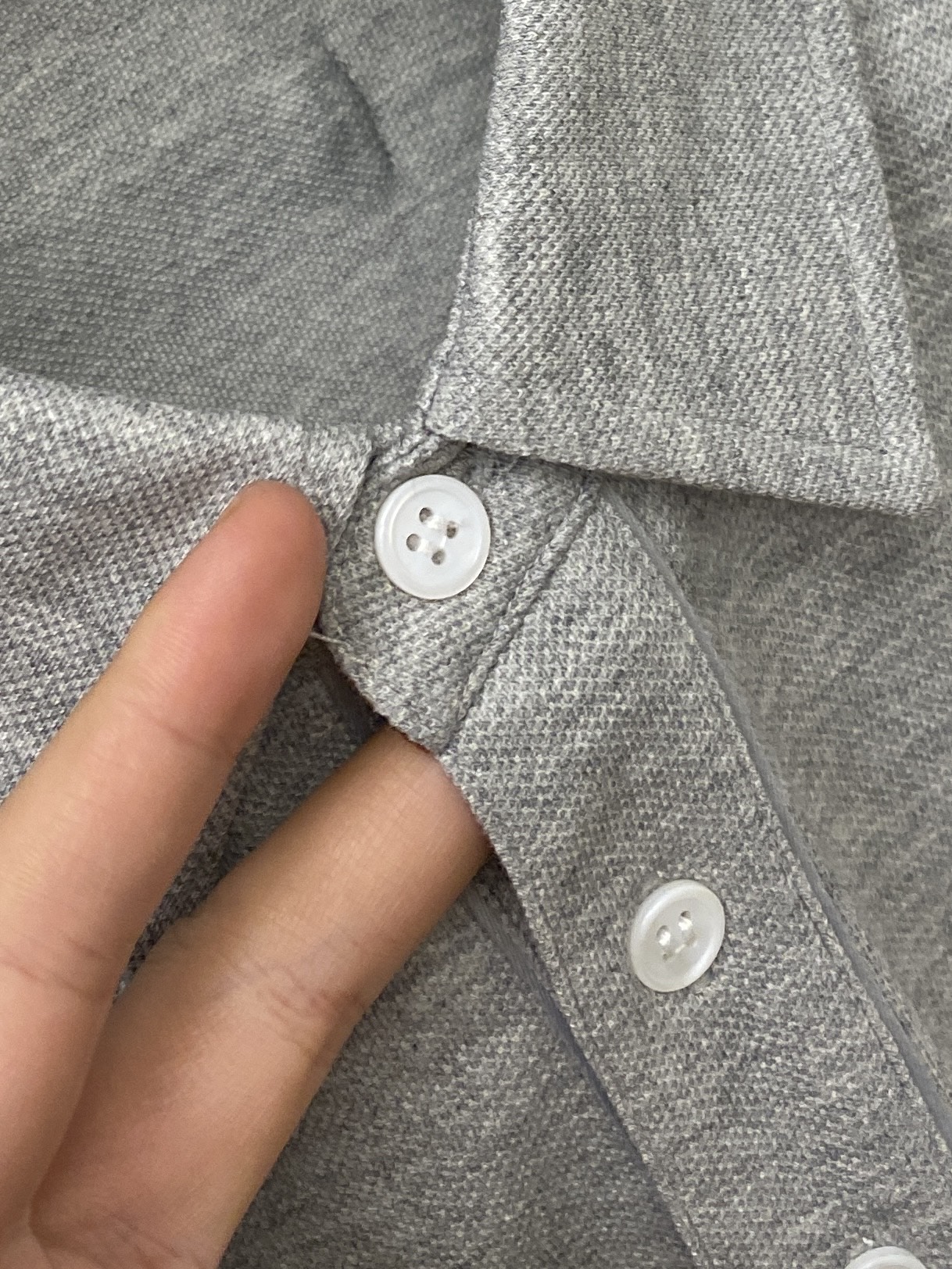 杰尼亚、2026新品短袖T恤，帅气时尚，简约百搭款。胸前精致刺绣字母logo，面料棉 不仅挺括，保持潮流