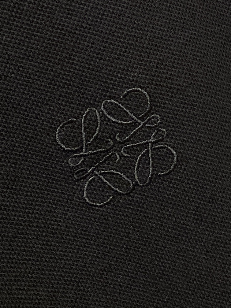 罗意威、2026新品短袖T恤，帅气时尚，简约百搭款。胸前精致刺绣图案logo，面料棉 不仅挺括，保持潮流