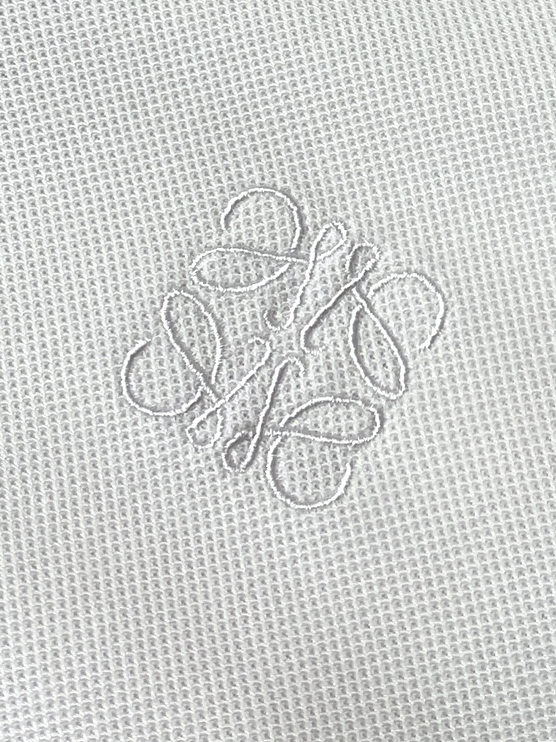 罗意威、2026新品短袖T恤，帅气时尚，简约百搭款。胸前精致刺绣图案logo，面料棉 不仅挺括，保持潮流