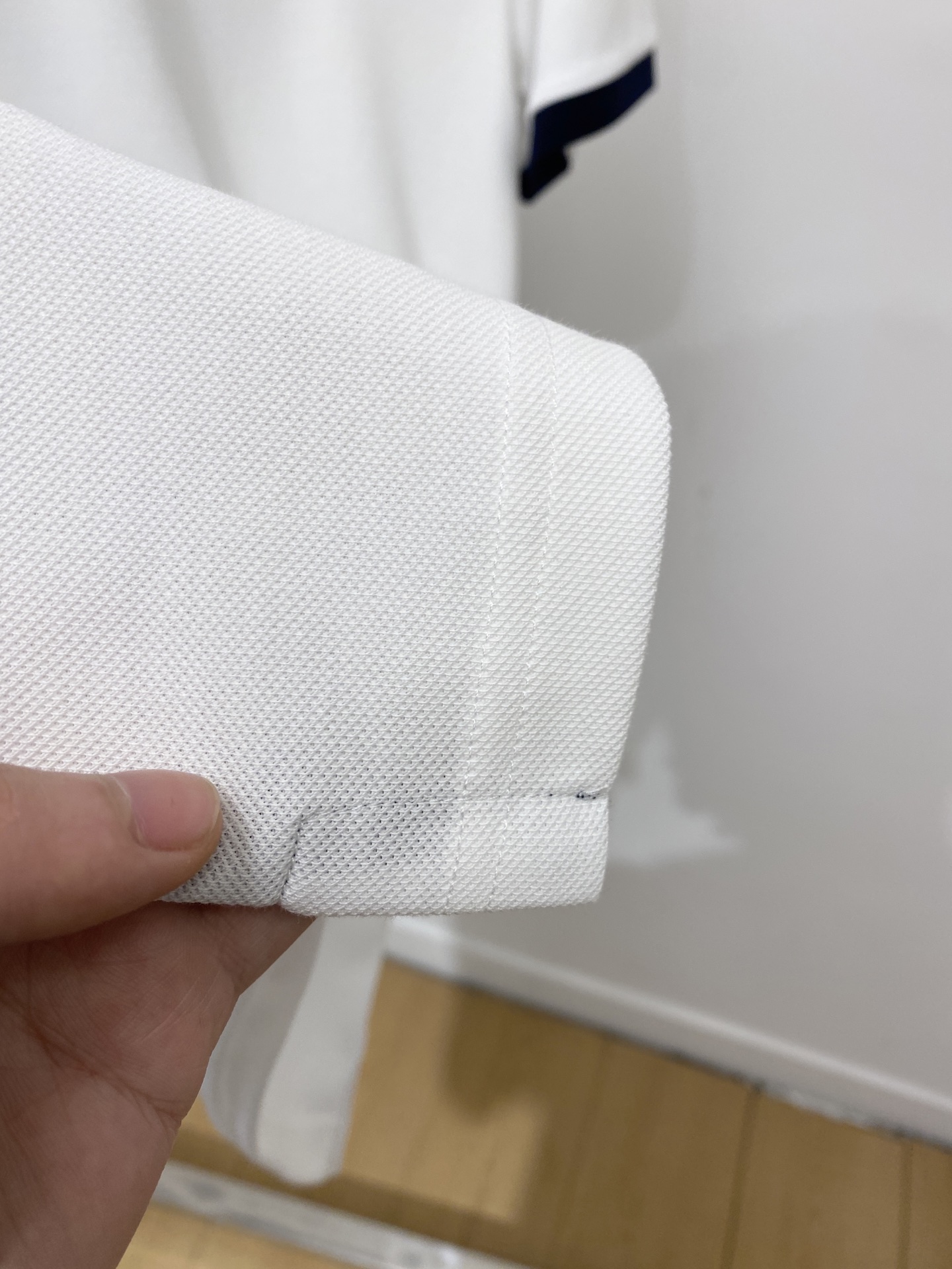 罗意威、2026新品短袖T恤，帅气时尚，简约百搭款。胸前精致刺绣图案logo，面料棉 不仅挺括，保持潮流