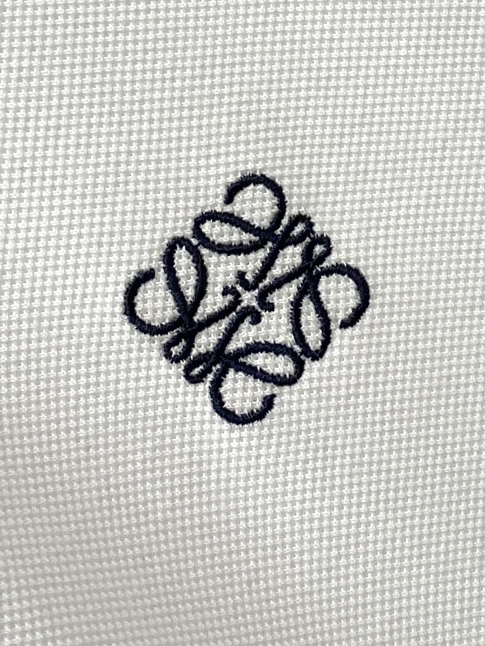 罗意威、2026新品短袖T恤，帅气时尚，简约百搭款。胸前精致刺绣图案logo，面料棉 不仅挺括，保持潮流