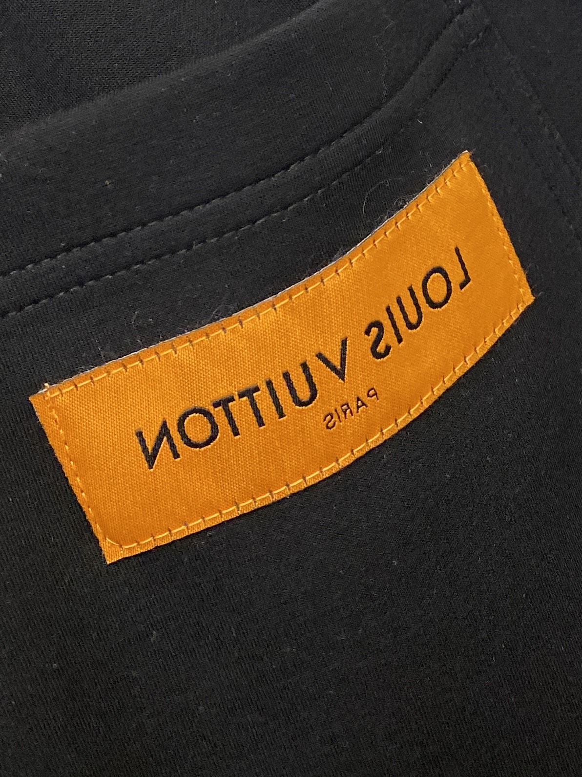 LV、2026爆款休闲裤 高弹显瘦必爆简约百搭爆款，做工精细，每一针都看得到用心，超多明星网红最爱 拉长