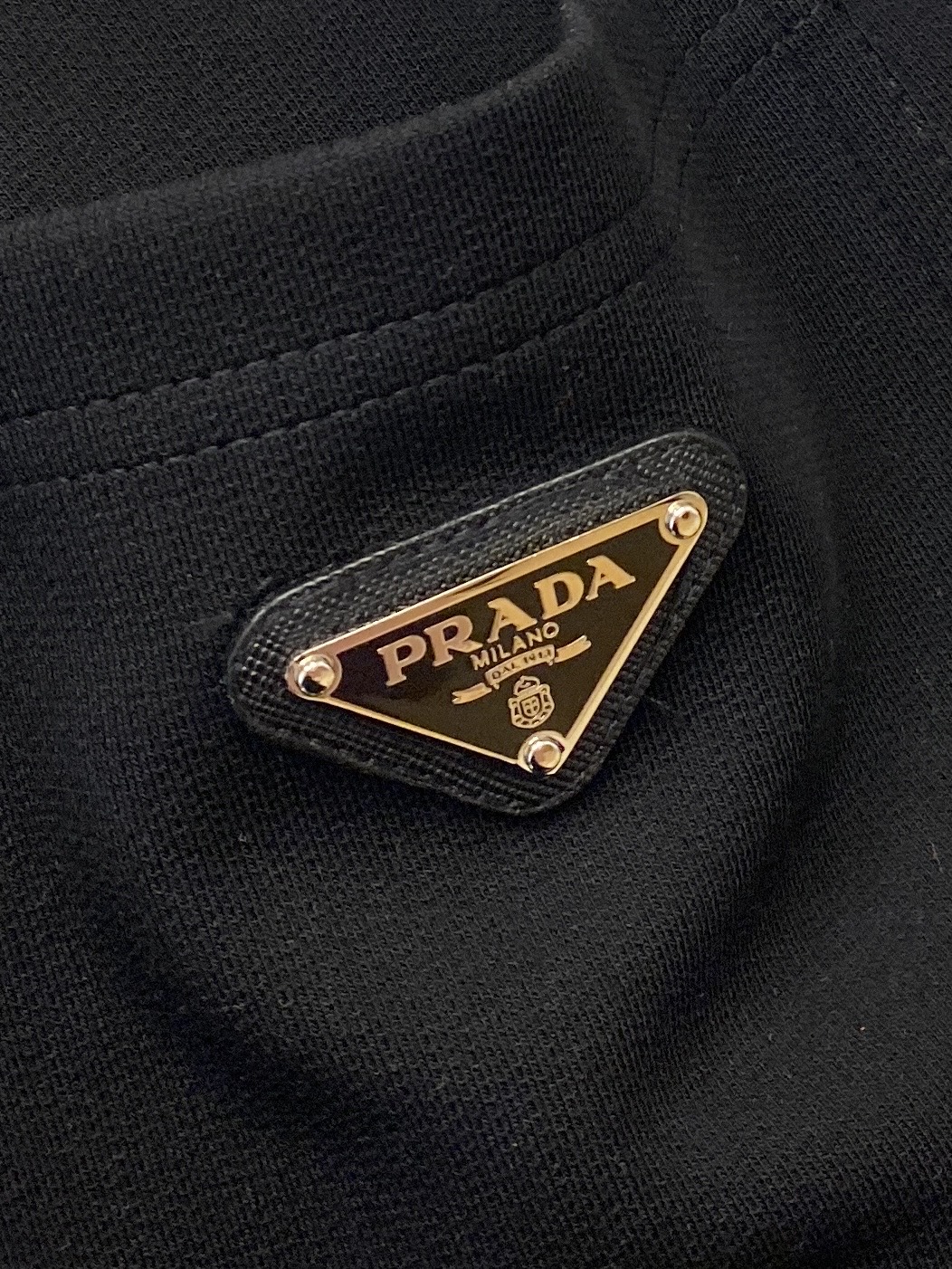 普拉达、2026爆款休闲裤 高弹显瘦必爆简约百搭爆款，做工精细，每一针都看得到用心，超多明星网红最爱 拉