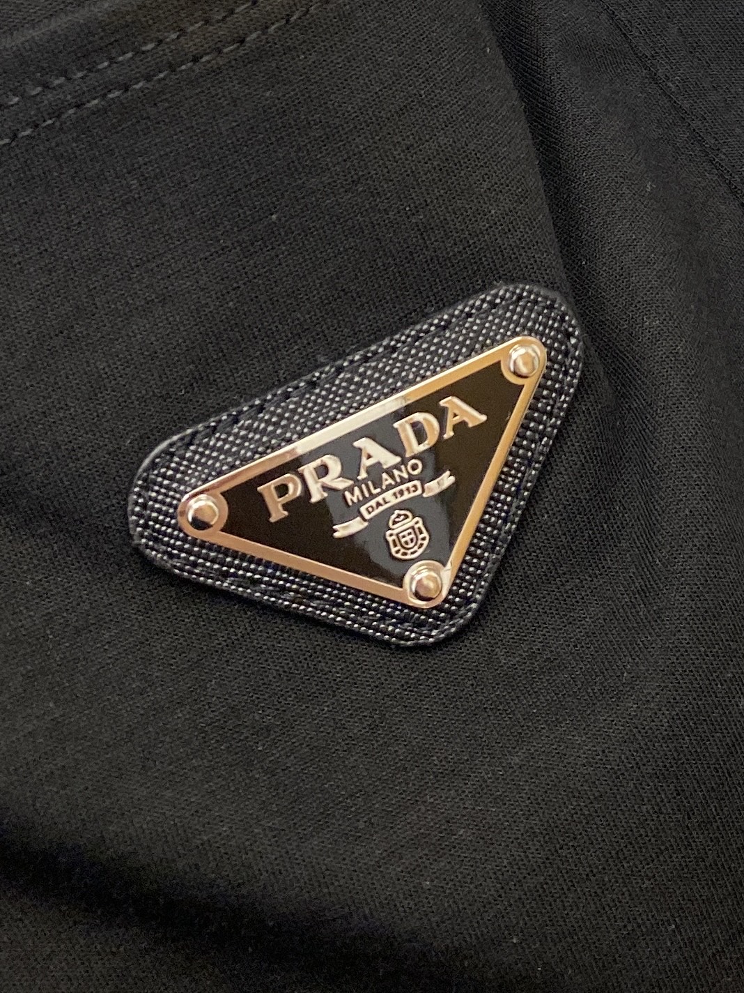 普拉达、2026爆款休闲裤 高弹显瘦必爆简约百搭爆款，做工精细，每一针都看得到用心，超多明星网红最爱 拉