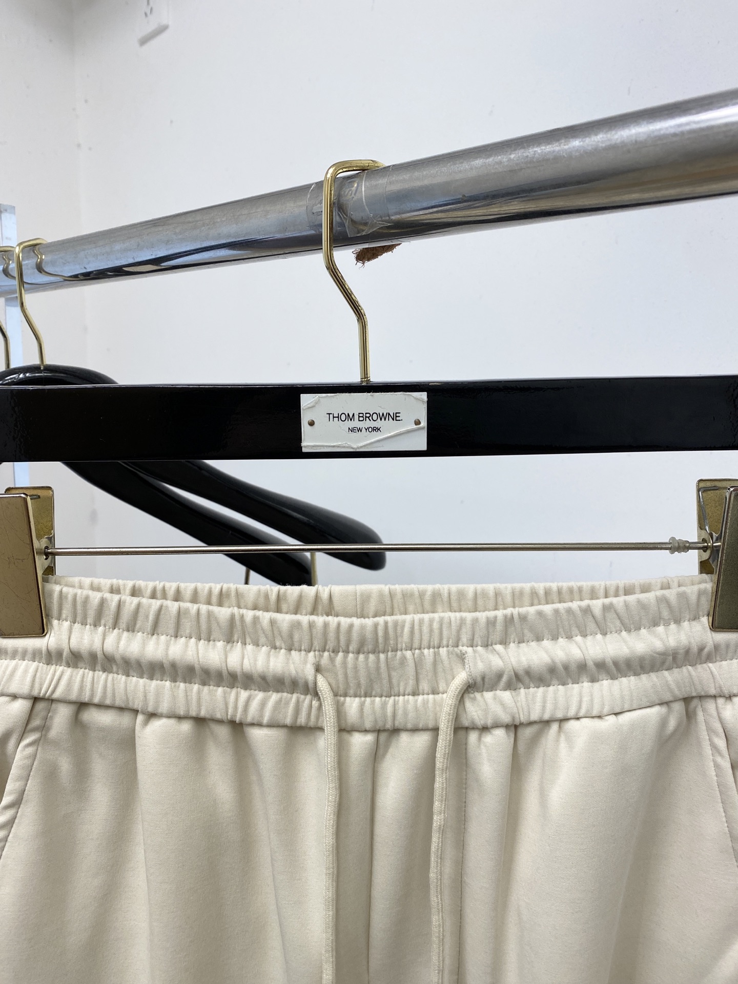 普拉达、2026爆款休闲裤 高弹显瘦必爆简约百搭爆款，做工精细，每一针都看得到用心，超多明星网红最爱 拉