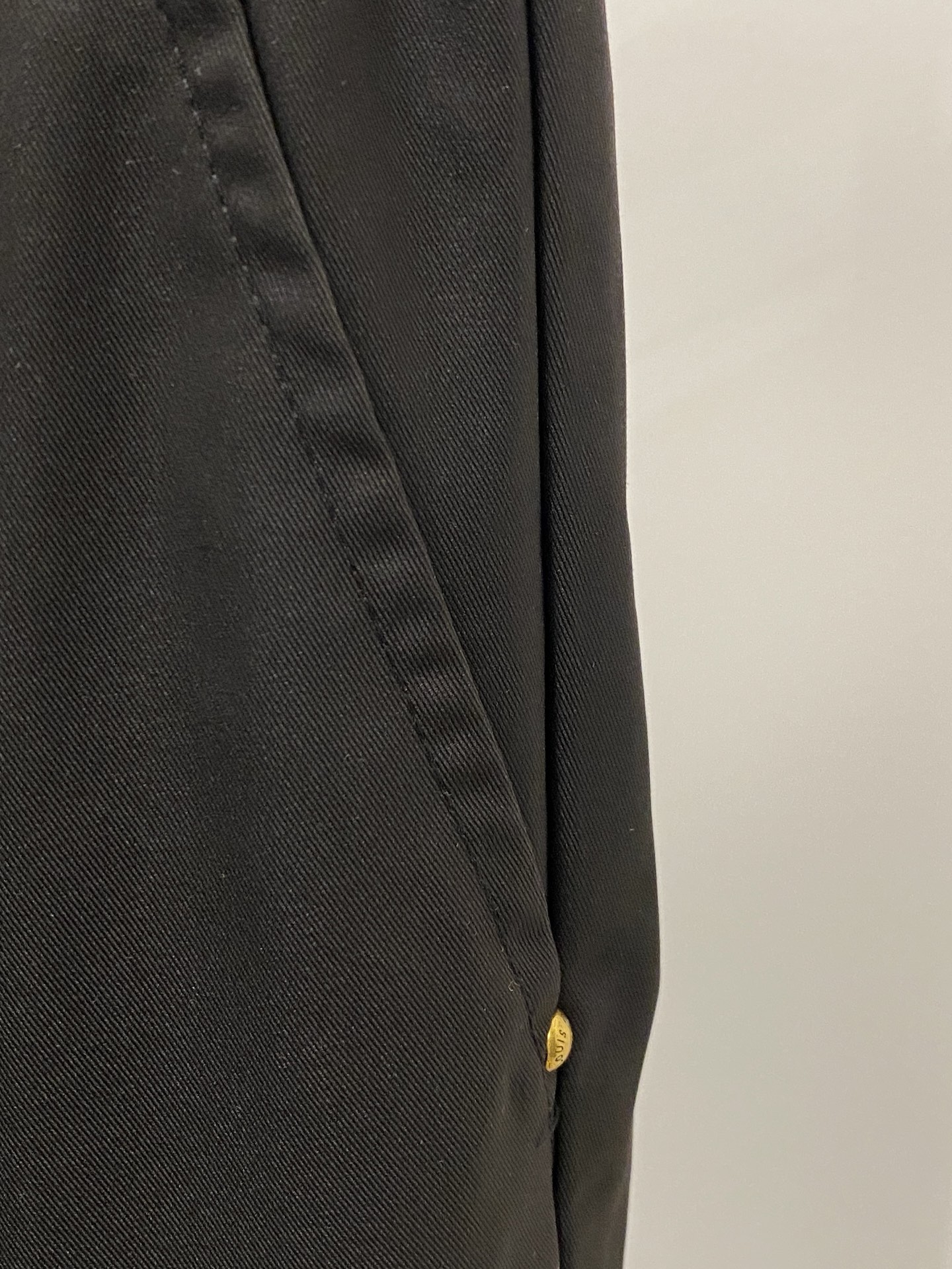 LV、2026爆款休闲裤 高弹显瘦必爆简约百搭爆款，做工精细，每一针都看得到用心，超多明星网红最爱 拉长