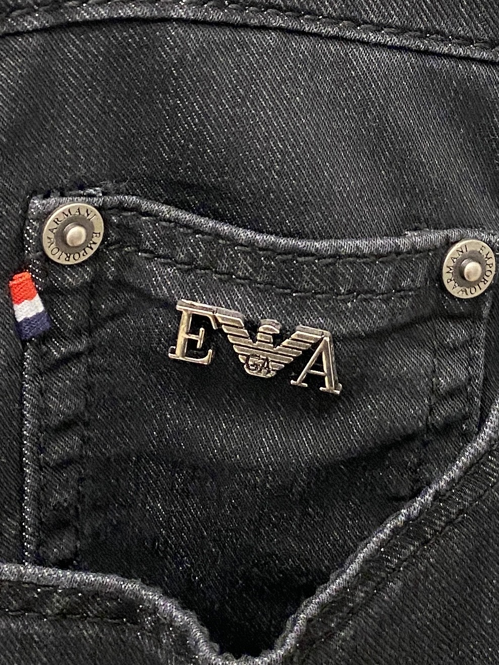 阿玛尼、2026最新品，专柜同步有售，原单狠货，水洗休闲牛仔裤，进口原版水洗弹力面料，舒适有弹性，原版五