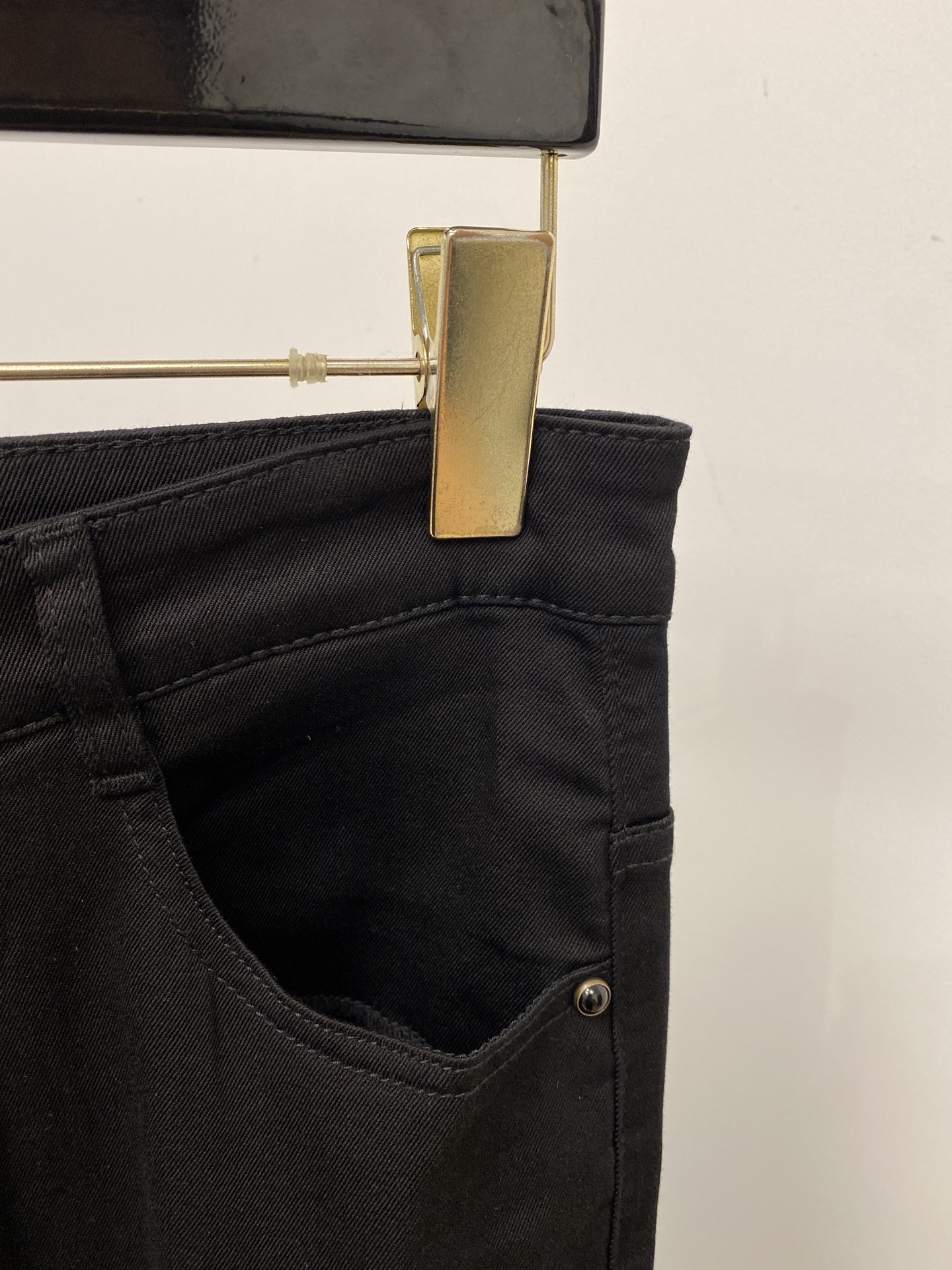 LV、2026最新品，专柜同步有售，原单狠货，水洗休闲牛仔裤，进口原版水洗弹力面料，舒适有弹性，原版五金