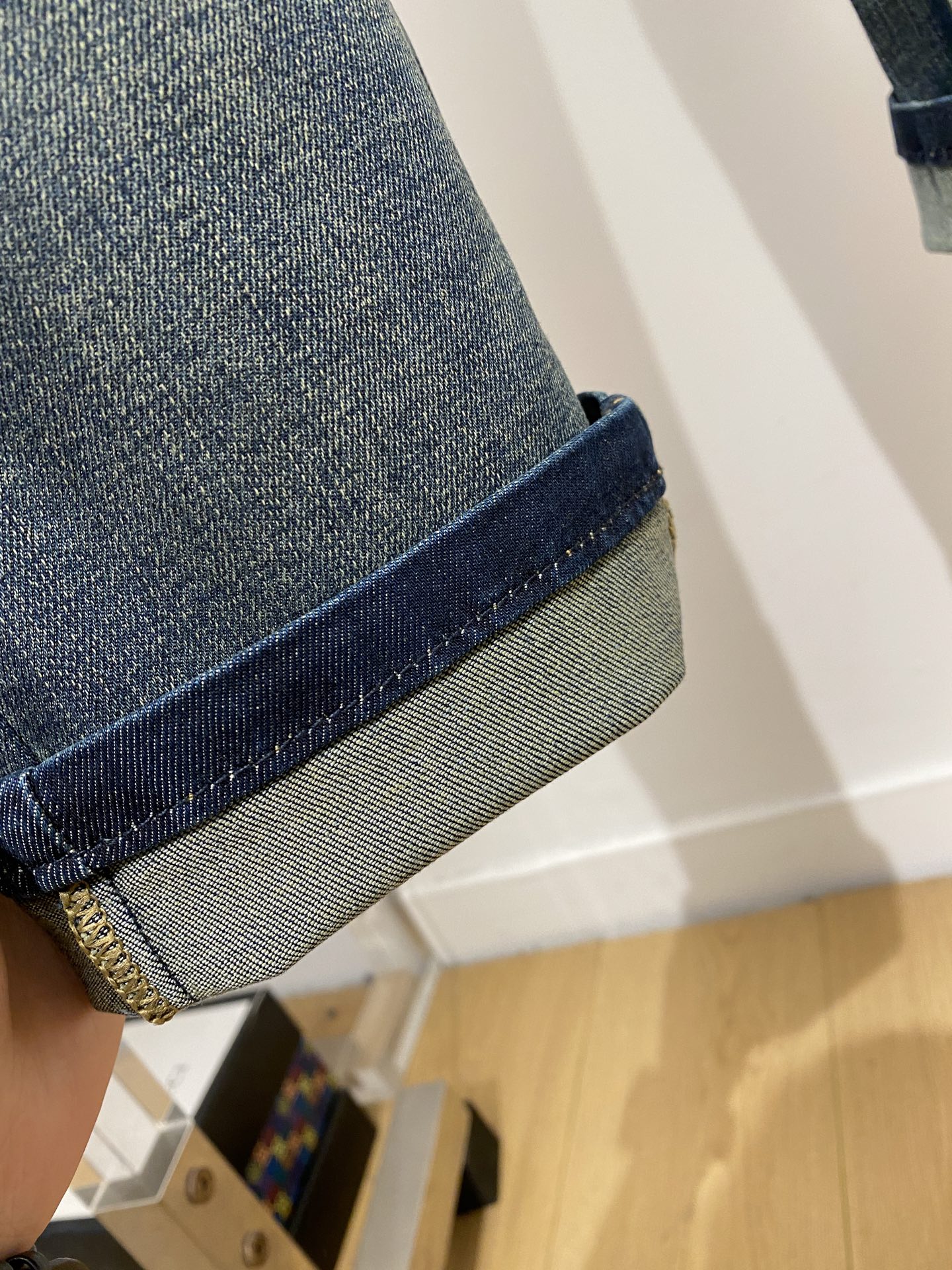 LV、2026最新品，专柜同步有售，原单狠货，水洗休闲牛仔裤，进口原版水洗弹力面料，舒适有弹性，原版五金
