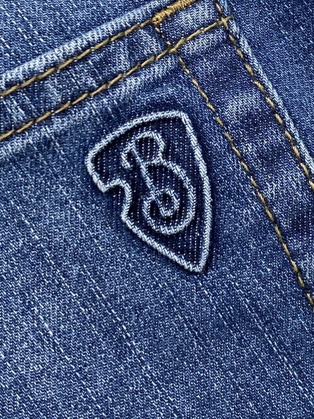 巴宝莉、2026最新品，专柜同步有售，原单狠货，水洗休闲牛仔裤，进口原版水洗弹力面料，舒适有弹性，原版五