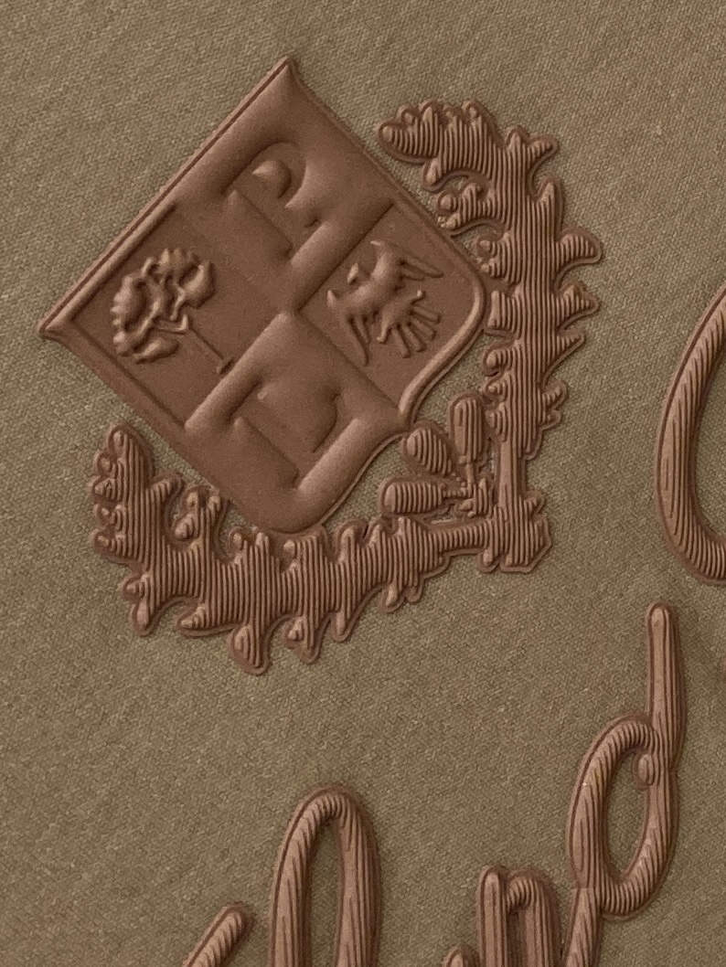Loro Piana、2026新品短袖T恤，帅气时尚，简约百搭款。胸前顶级印胶图案字母logo，面料棉 不仅挺括，保持潮
