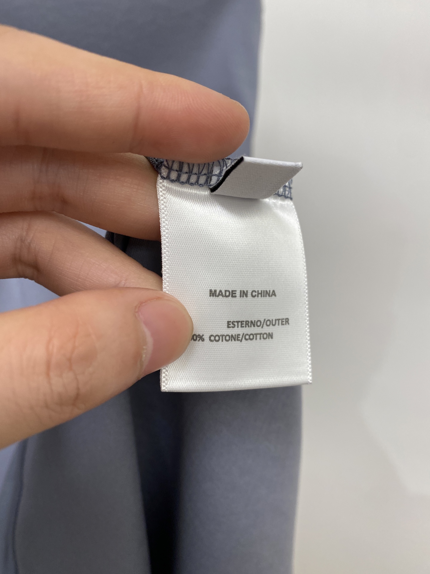 Loro Piana、2026新品短袖T恤，帅气时尚，胸前顶级印胶图案字母logo，简约百搭款。面料棉 