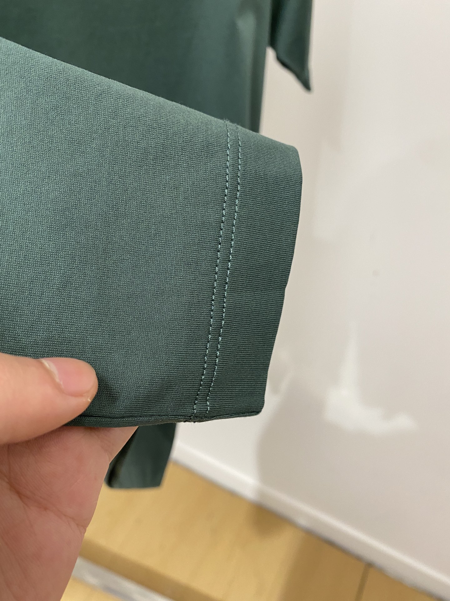 Loro Piana、2026新品短袖T恤，帅气时尚，胸前顶级印胶图案字母logo，简约百搭款。面料棉 