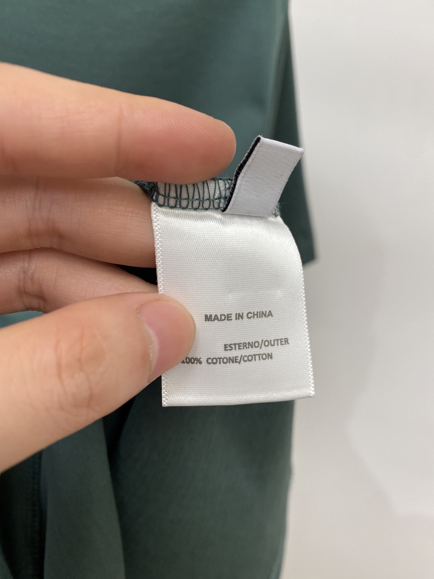 Loro Piana、2026新品短袖T恤，帅气时尚，胸前顶级印胶图案字母logo，简约百搭款。面料棉 