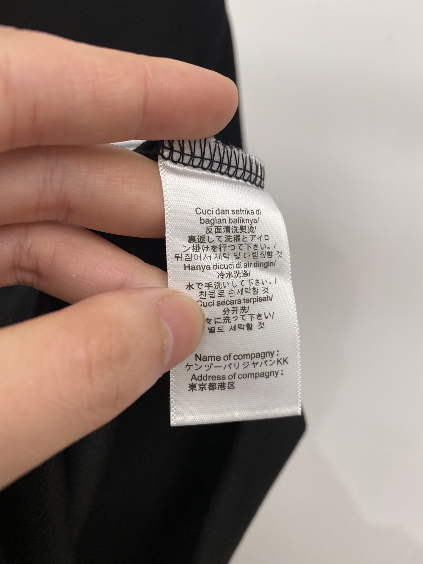 蒙口、2026新品短袖T恤，帅气时尚，胸前精致刺绣字母logo，简约百搭款。面料棉 不仅挺括，保持潮流的