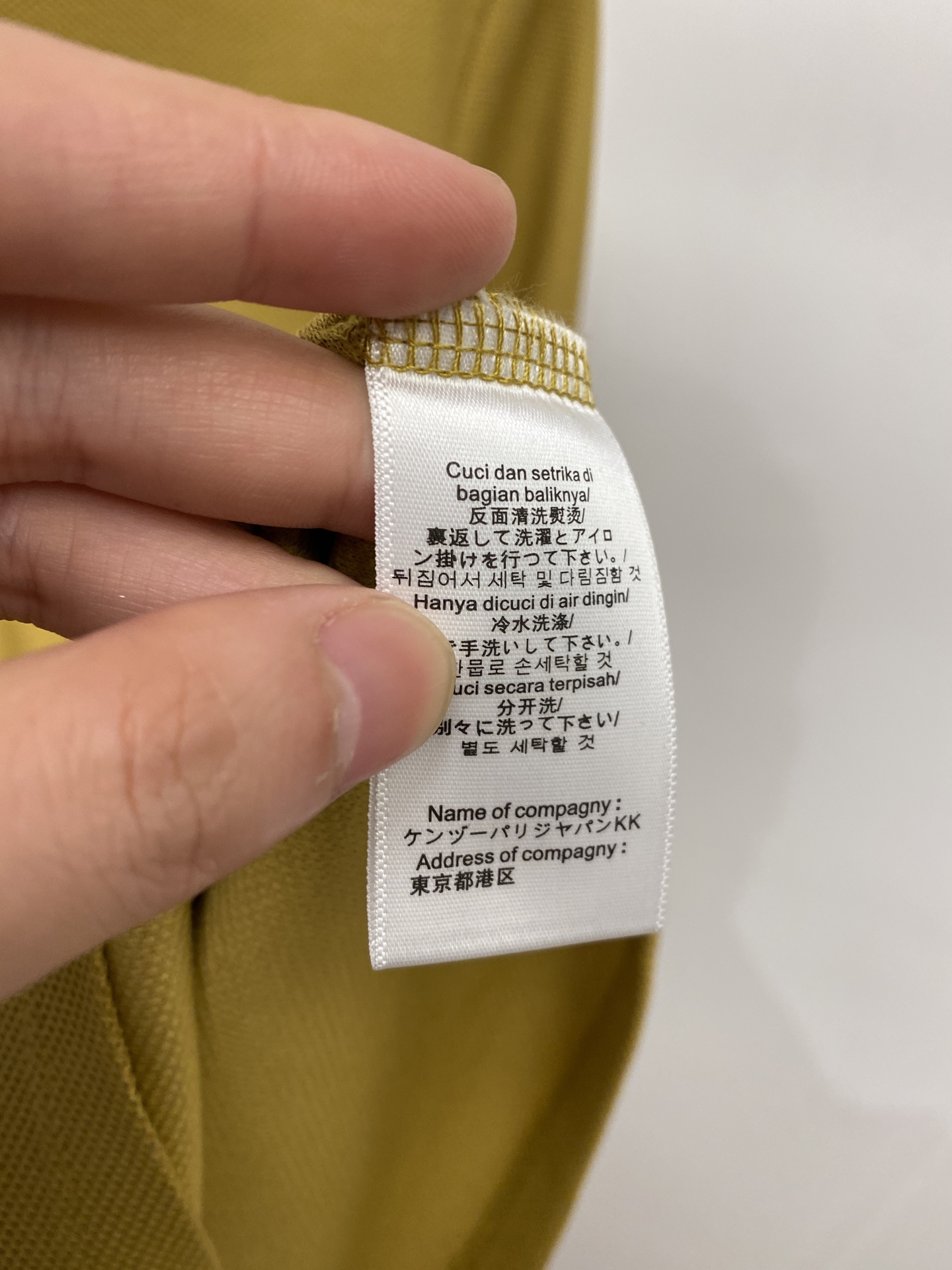 蒙口、2026新品短袖T恤，帅气时尚，胸前刺绣装饰图案logo，简约百搭款。面料棉 不仅挺括，保持潮流的