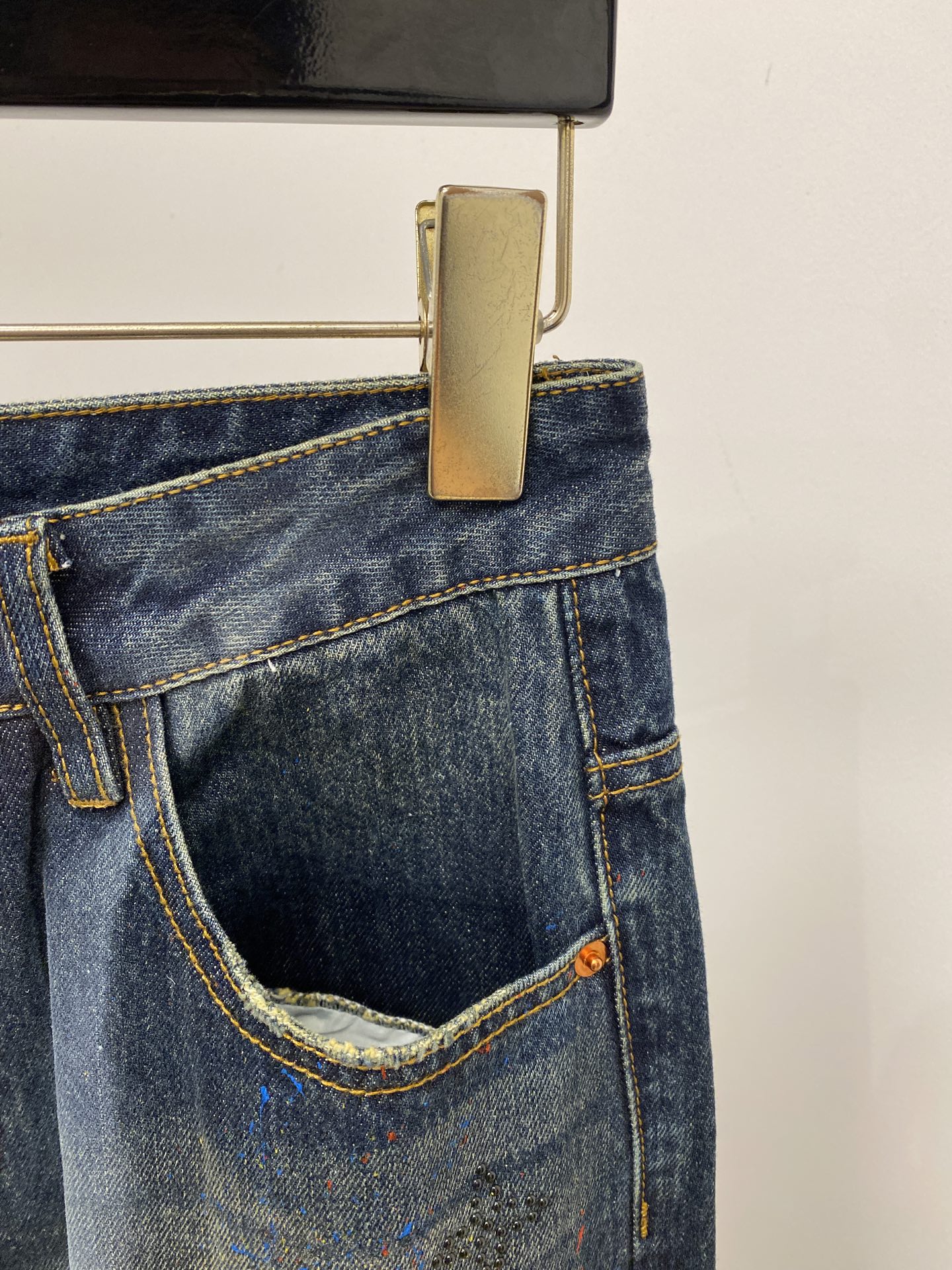 LV、2026最新品，专柜同步有售，原单狠货，水洗休闲牛仔裤，进口原版水洗弹力面料，舒适有弹性，原版五金