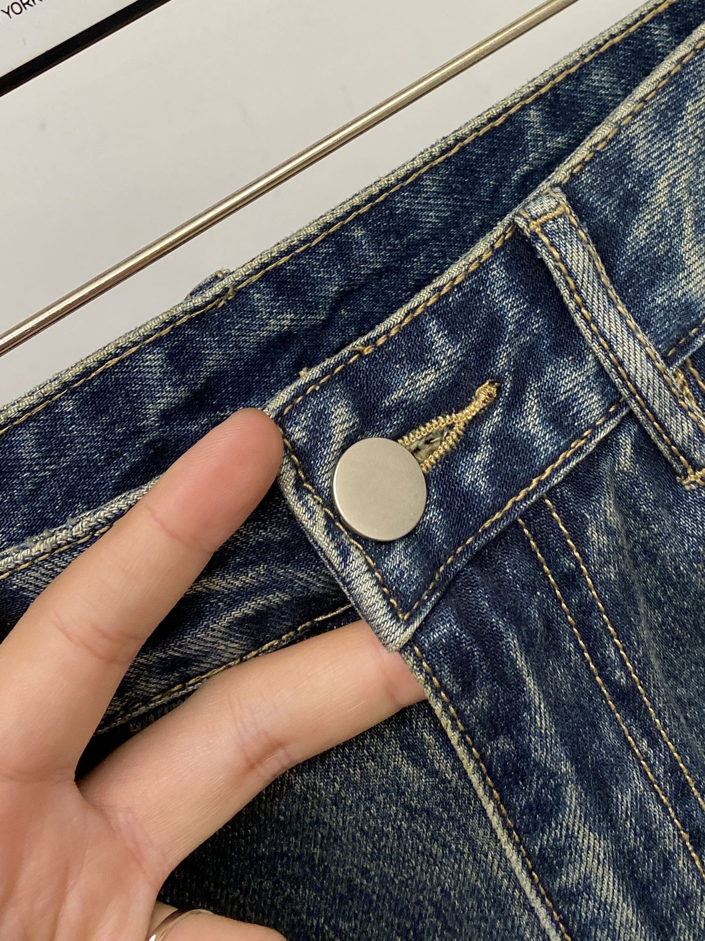 LV、2026最新品，专柜同步有售，原单狠货，水洗休闲牛仔裤，进口原版水洗弹力面料，舒适有弹性，原版五金