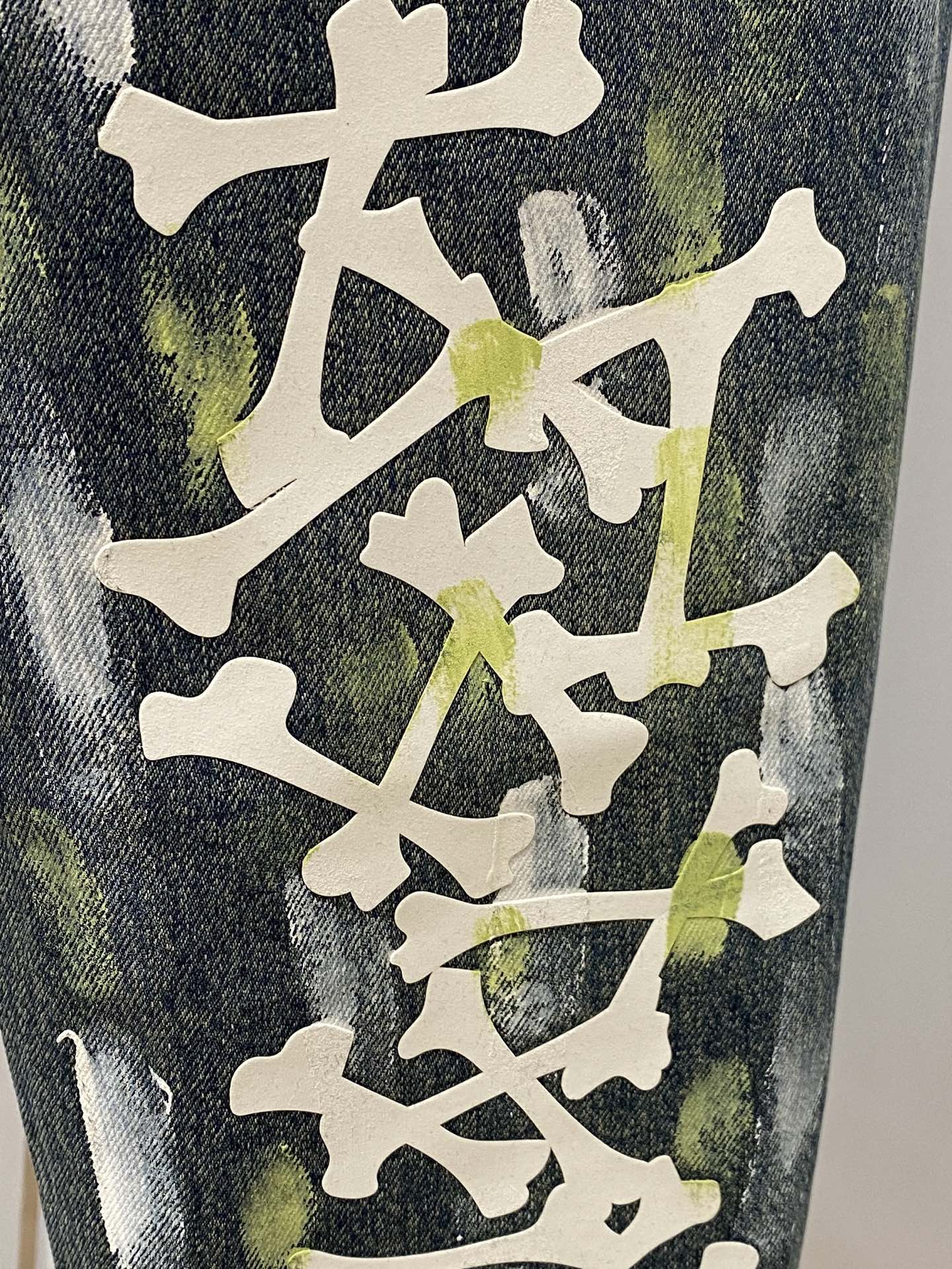 LV、2026最新品，专柜同步有售，原单狠货，水洗休闲牛仔裤，进口原版水洗弹力面料，舒适有弹性，原版五金