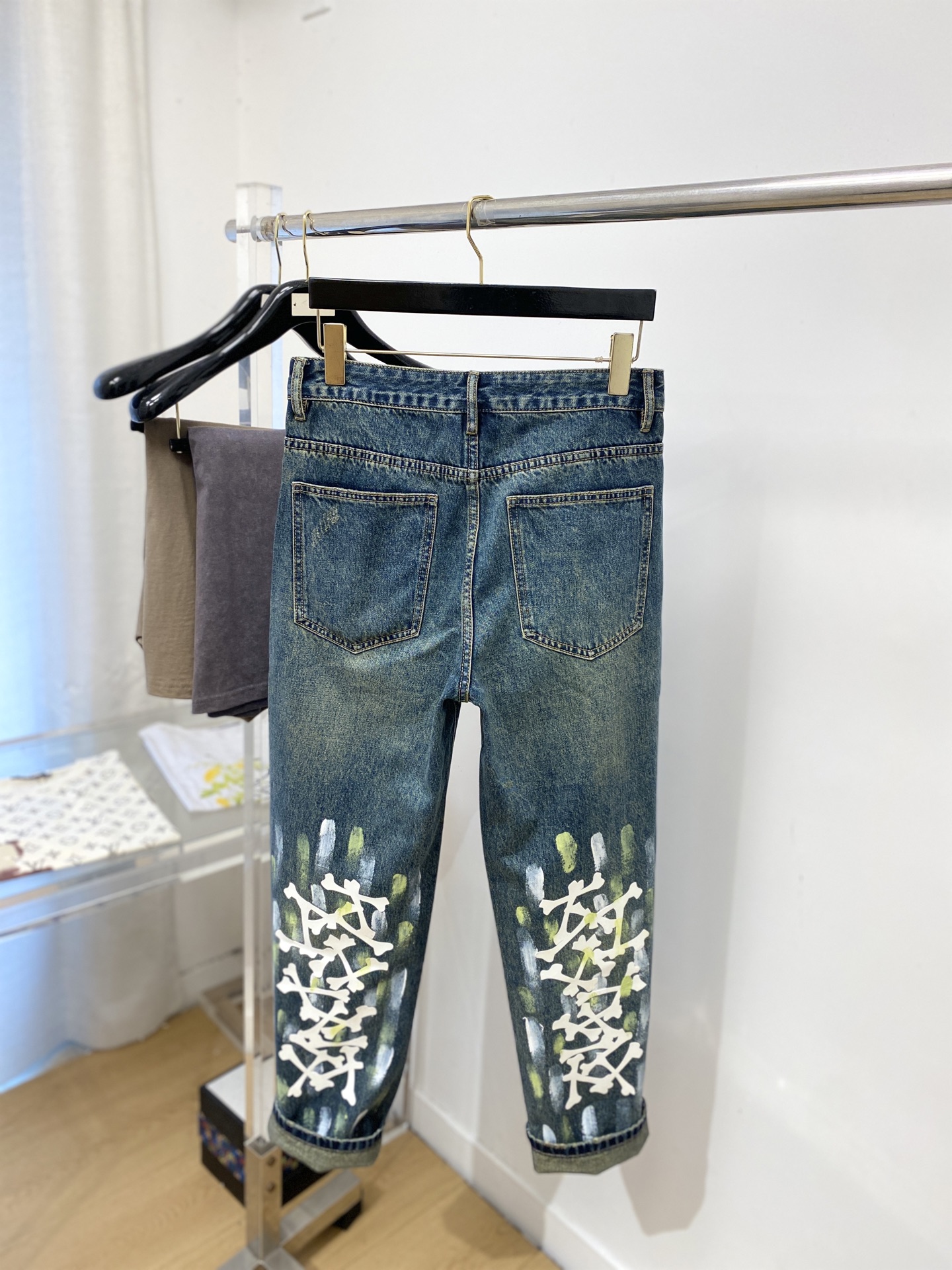 LV、2026最新品，专柜同步有售，原单狠货，水洗休闲牛仔裤，进口原版水洗弹力面料，舒适有弹性，原版五金