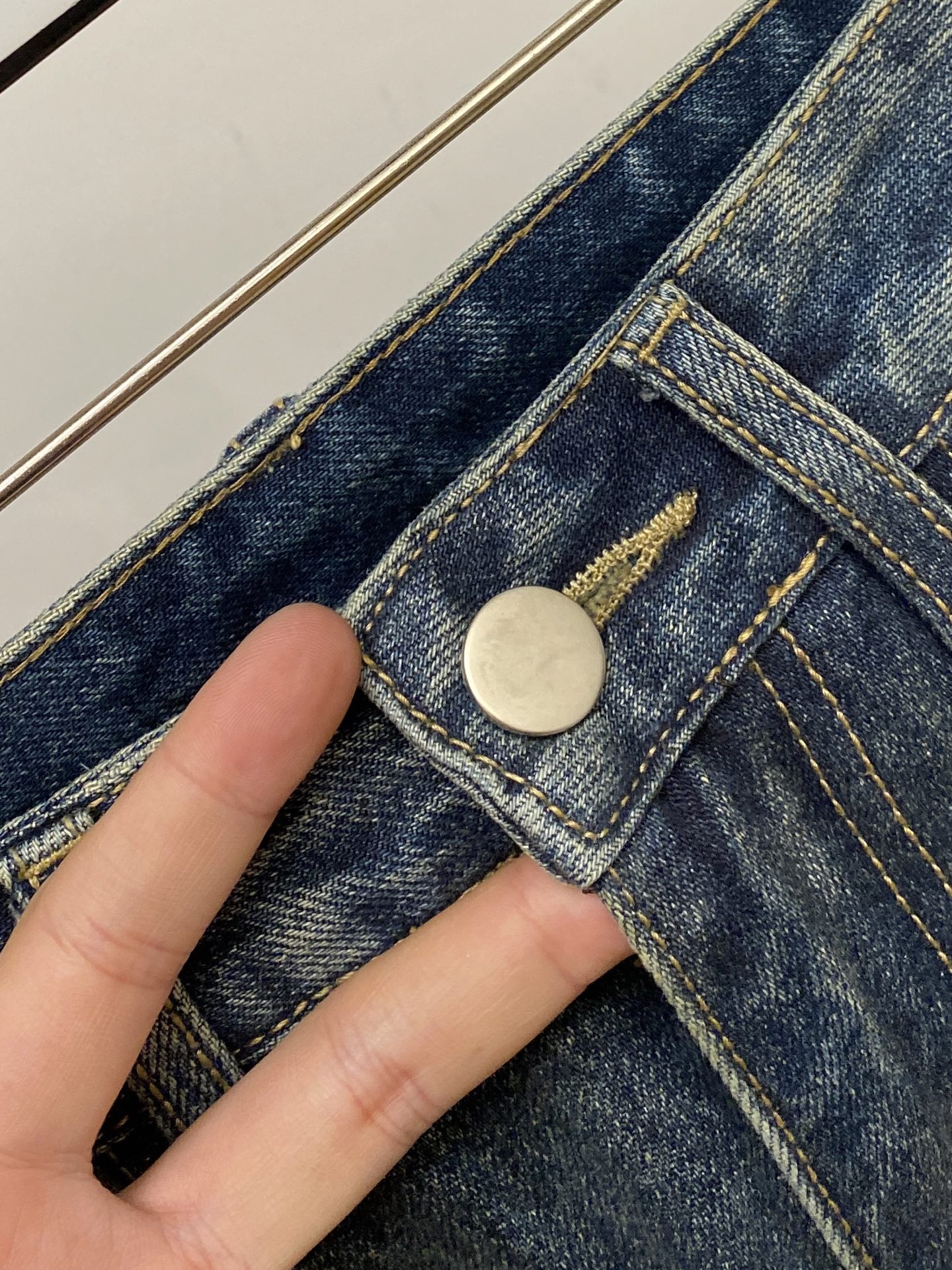 克罗心、2026最新品，专柜同步有售，原单狠货，水洗休闲牛仔裤，进口原版水洗弹力面料，舒适有弹性，原版五