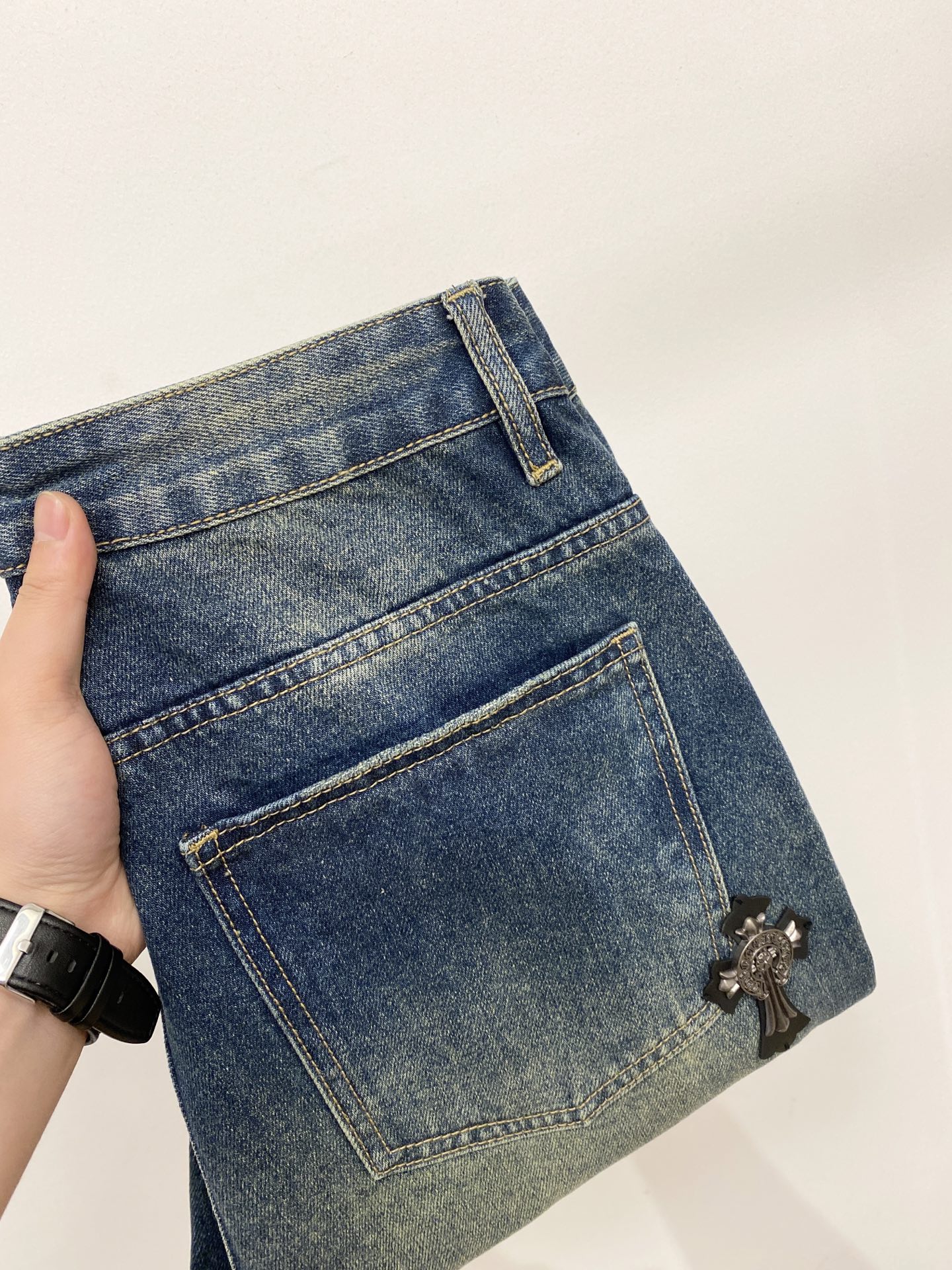 克罗心、2026最新品，专柜同步有售，原单狠货，水洗休闲牛仔裤，进口原版水洗弹力面料，舒适有弹性，原版五