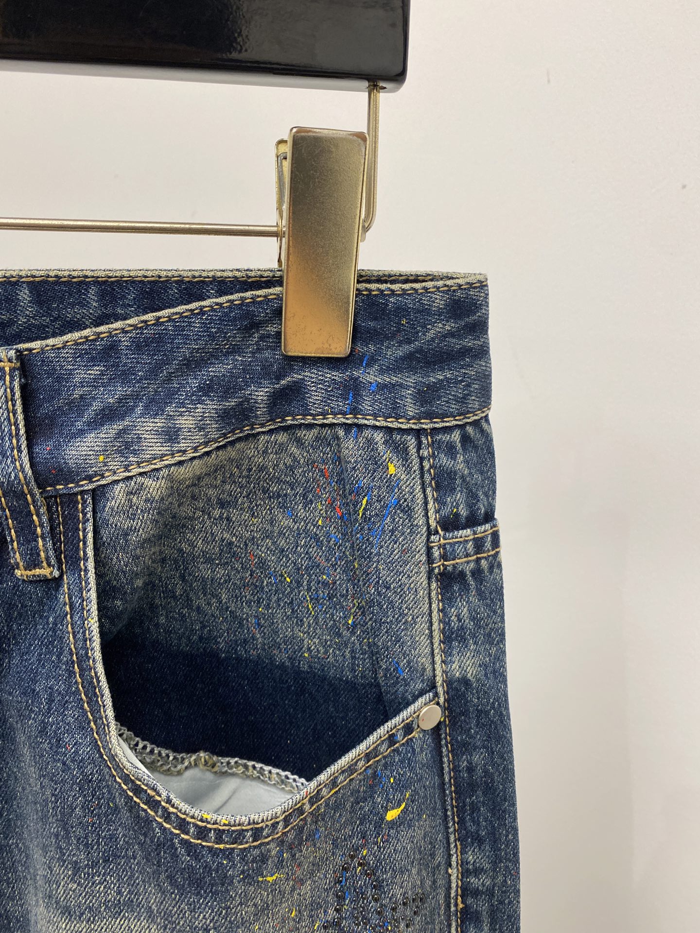 LV、2026最新品，专柜同步有售，原单狠货，水洗休闲牛仔裤，进口原版水洗弹力面料，舒适有弹性，原版五金