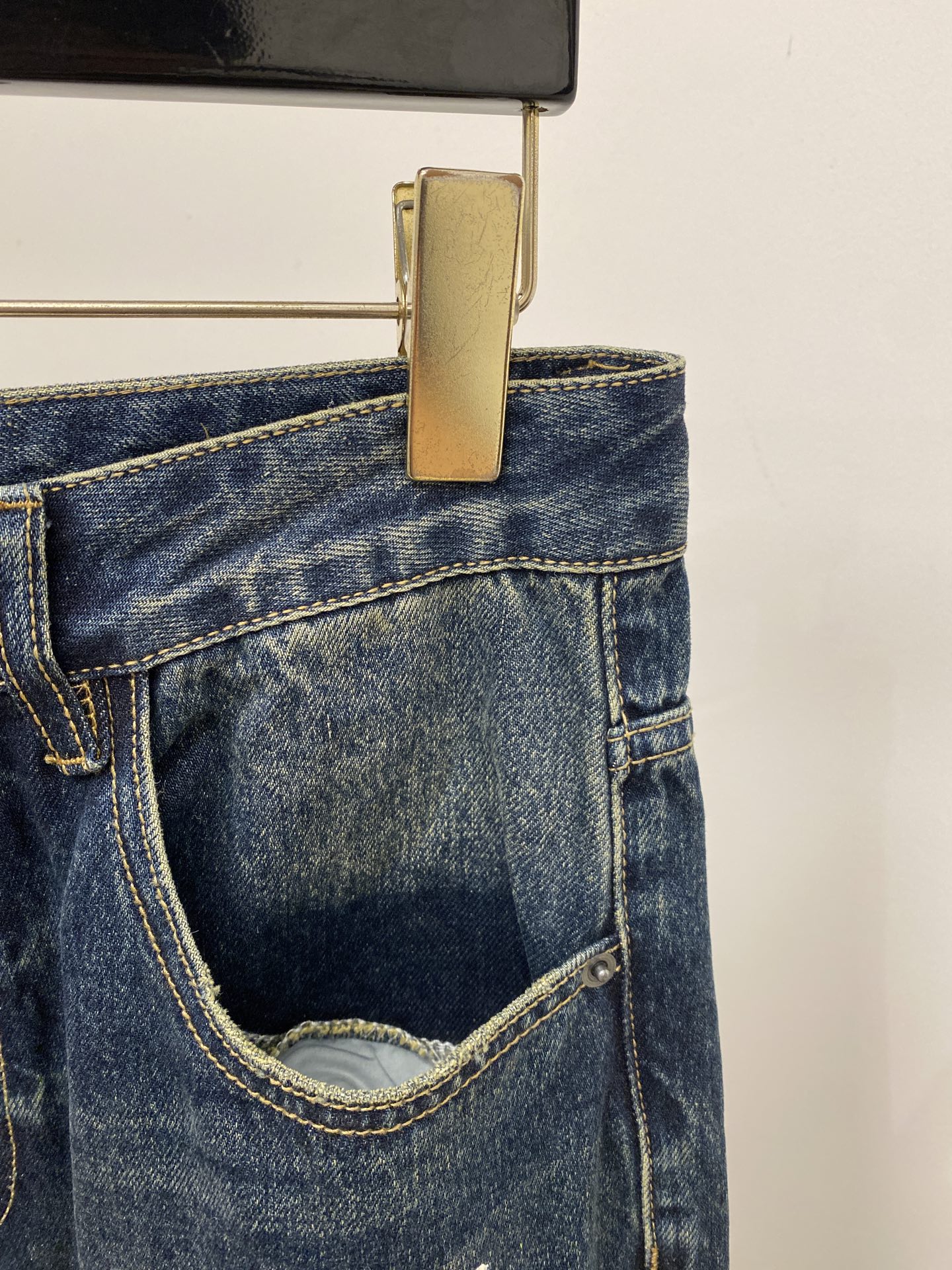 DG、2026最新品，专柜同步有售，原单狠货，水洗休闲牛仔裤，进口原版水洗弹力面料，舒适有弹性，原版五金