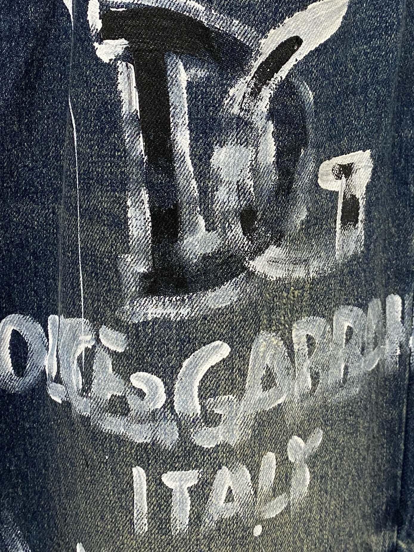 DG、2026最新品，专柜同步有售，原单狠货，水洗休闲牛仔裤，进口原版水洗弹力面料，舒适有弹性，原版五金