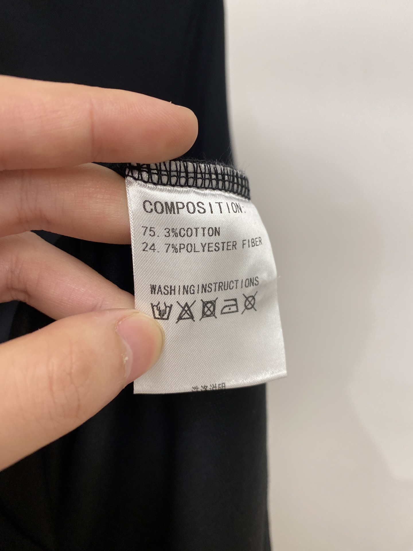 巴宝莉、2026新品短袖T恤，帅气时尚，胸前精致刺绣图案logo，简约百搭款。面料棉 不仅挺括，保持潮流