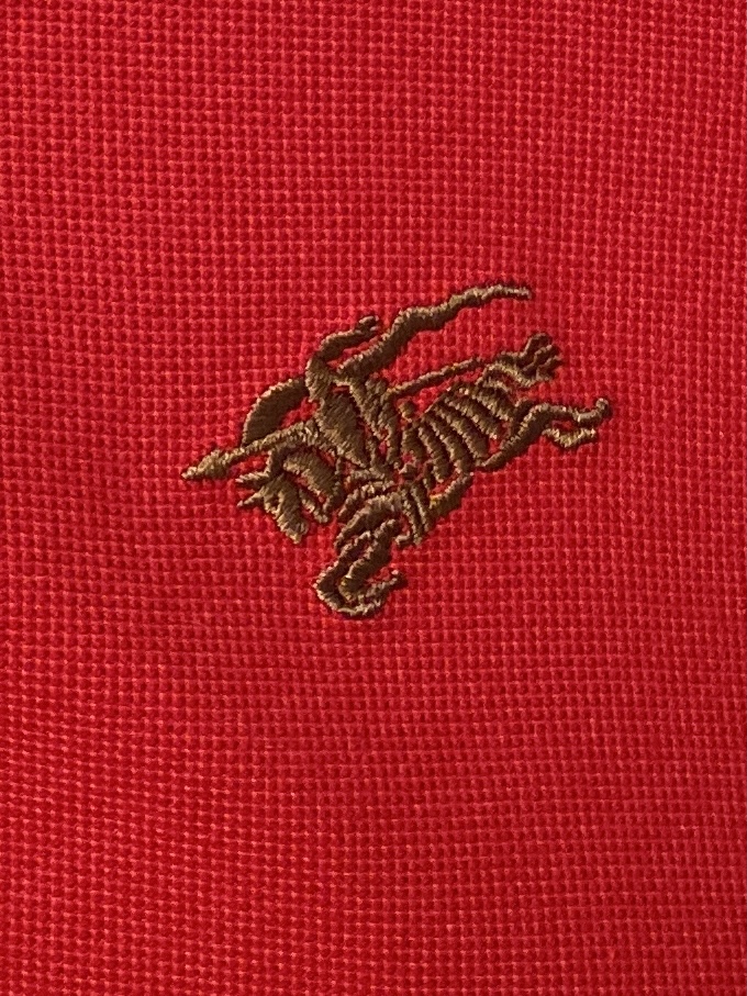 巴宝莉、2026新品短袖T恤，帅气时尚，胸前精致刺绣图案logo，简约百搭款。面料棉 不仅挺括，保持潮流