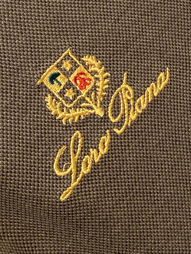 Loro Piana、2026新品短袖T恤，帅气时尚，胸前精致刺绣字母图案Logo，简约百搭款。面料棉 