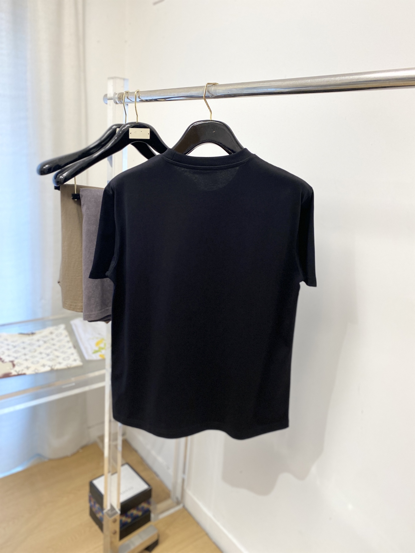 Celine 赛琳、2026新品短袖T恤，帅气时尚，胸前顶级印花字母logo，简约百搭款。面料棉 不仅挺